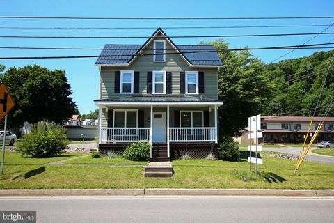 Photo of 14005 Allen Aly, MOUNT UNION, PA 17066 (MLS # PAHU2024384)