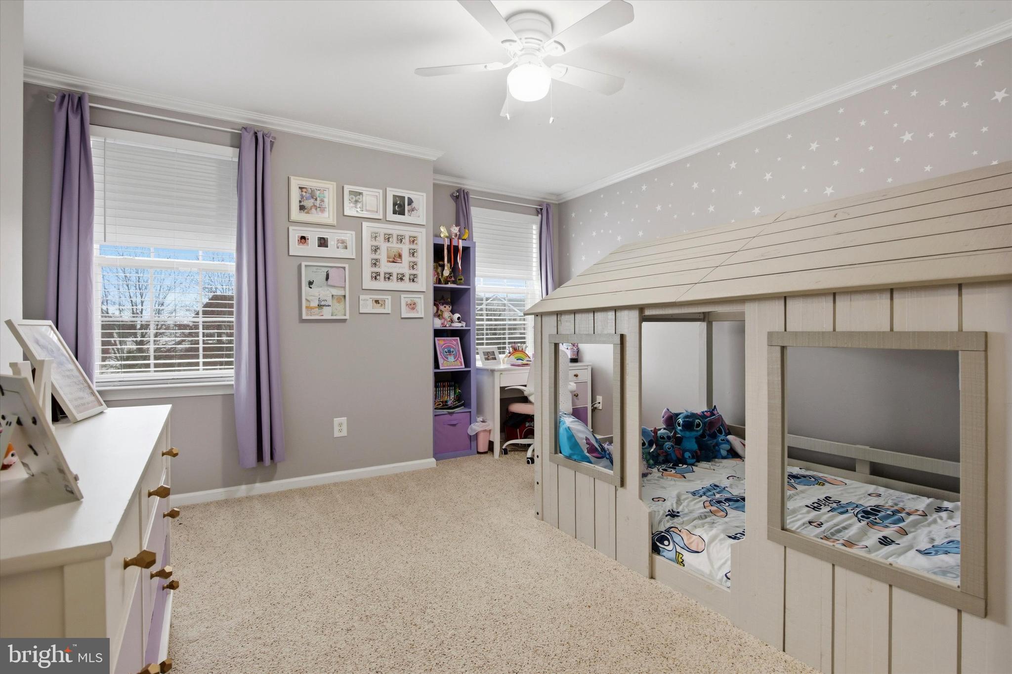 FAIRLAWN COURT - Residential