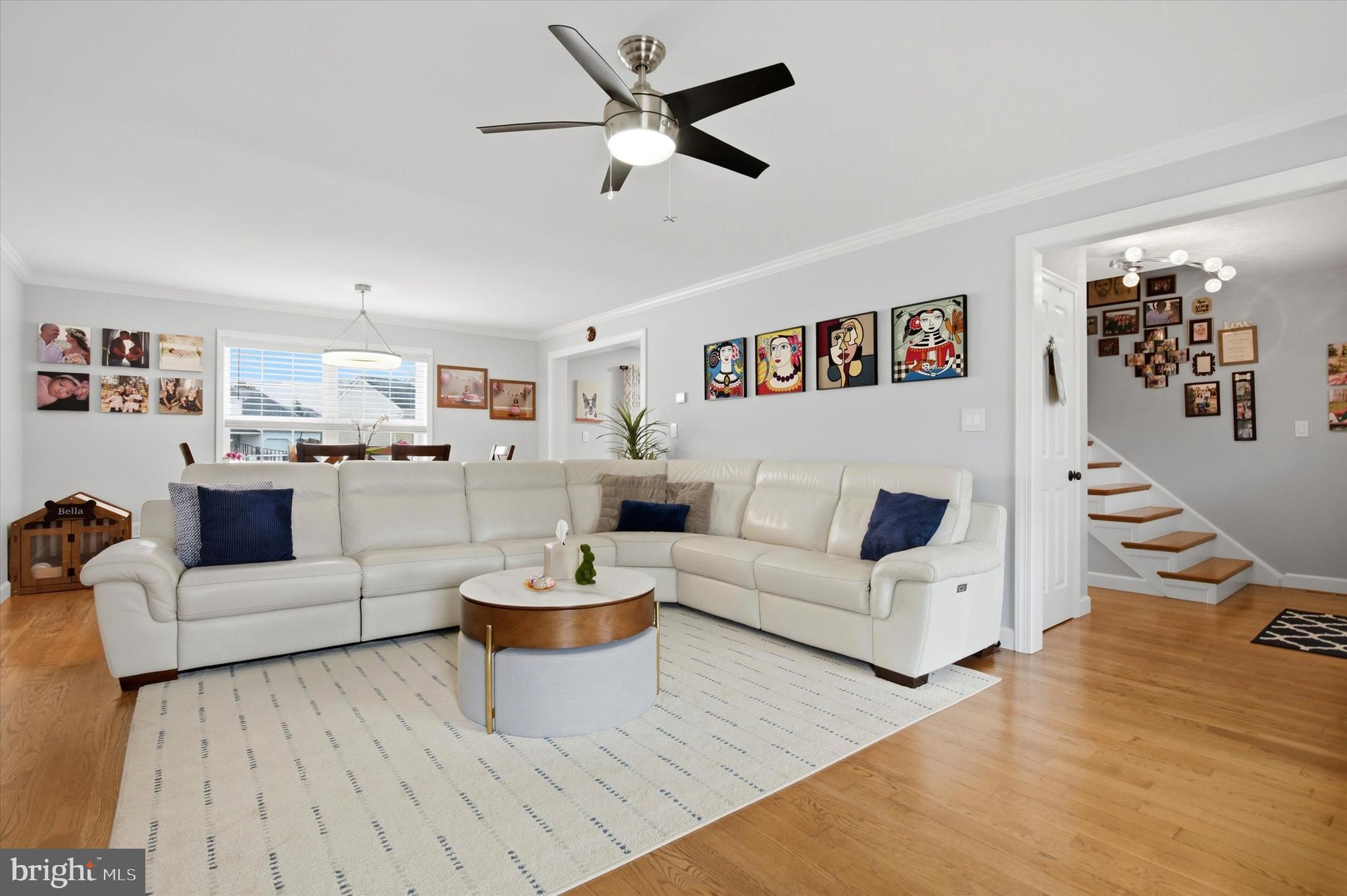 FAIRLAWN COURT - Residential