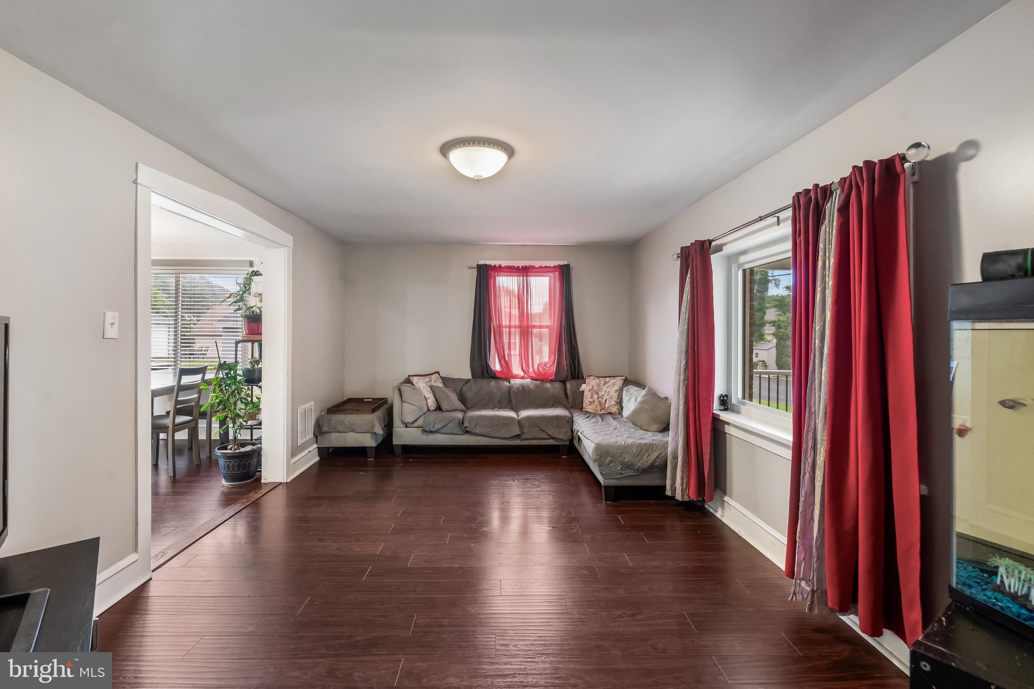 29 MOORE AVENUE