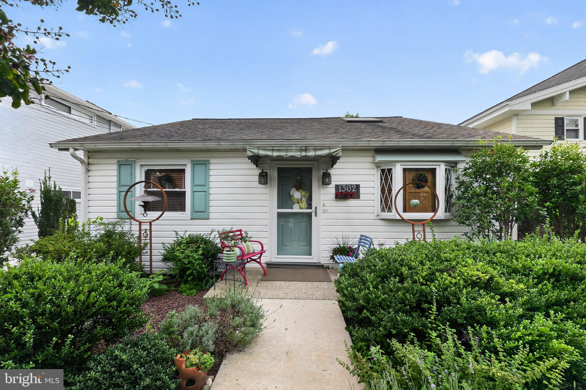 1302 SHORE ROAD
