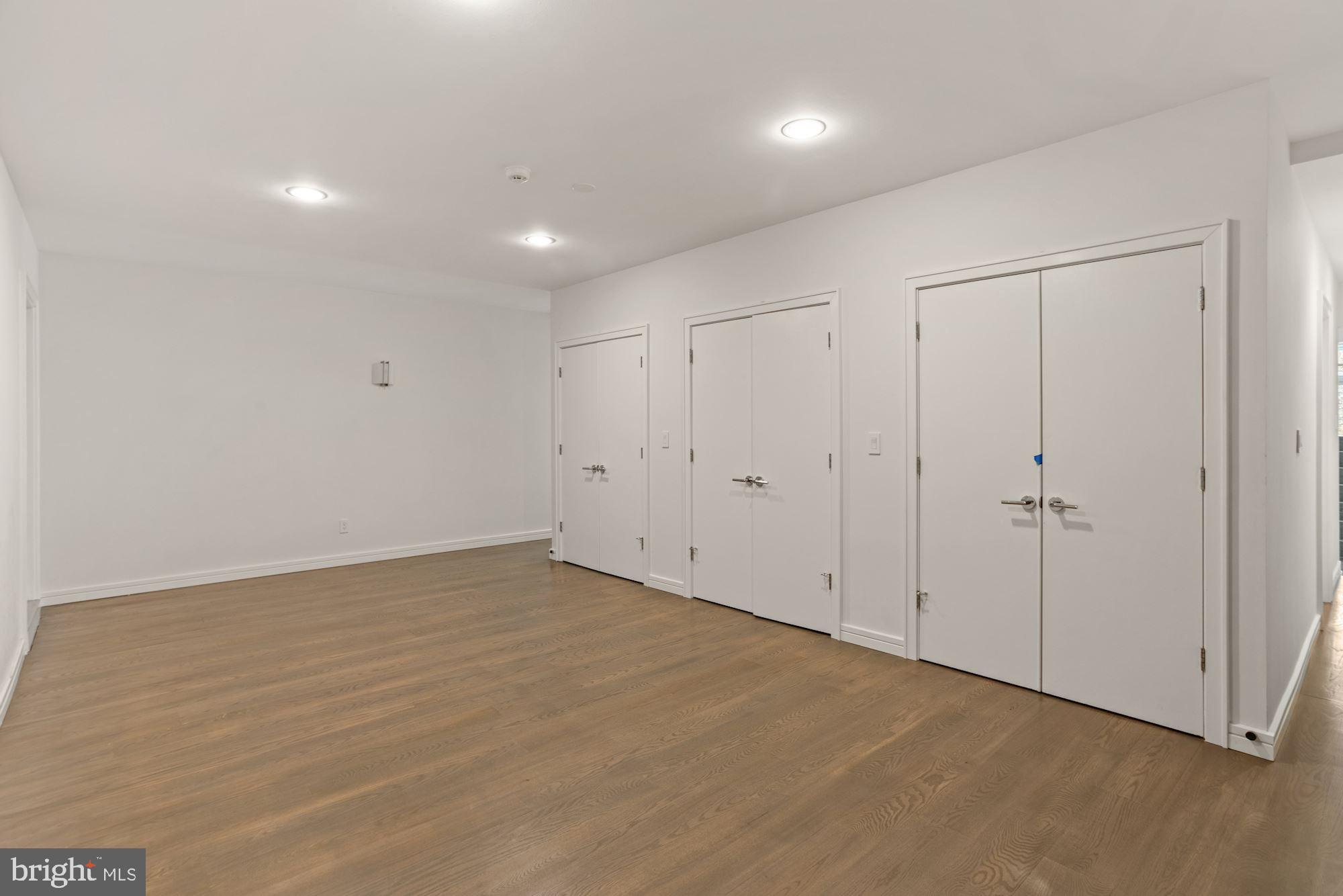 RAWLS LAND - Residential