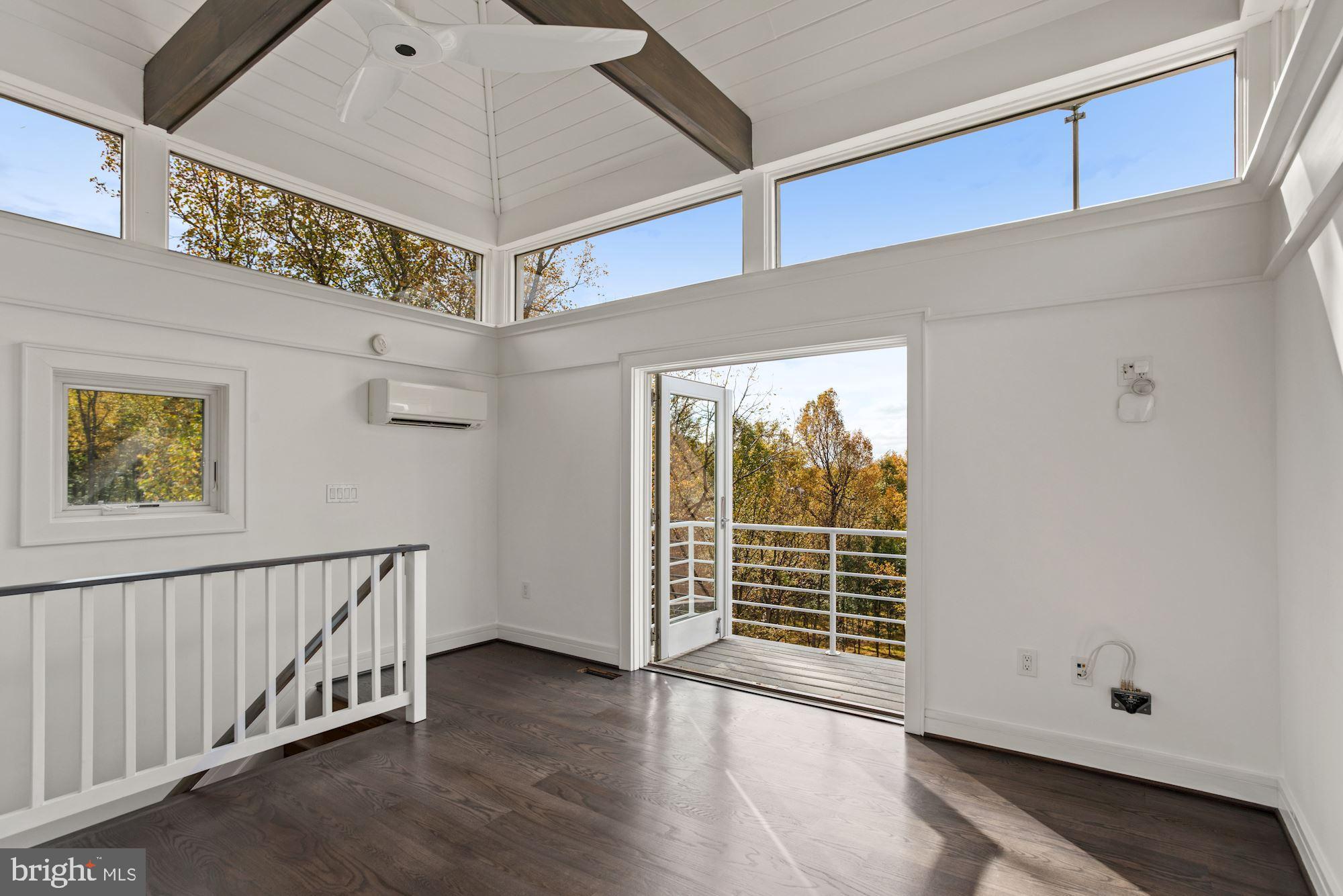 RAWLS LAND - Residential