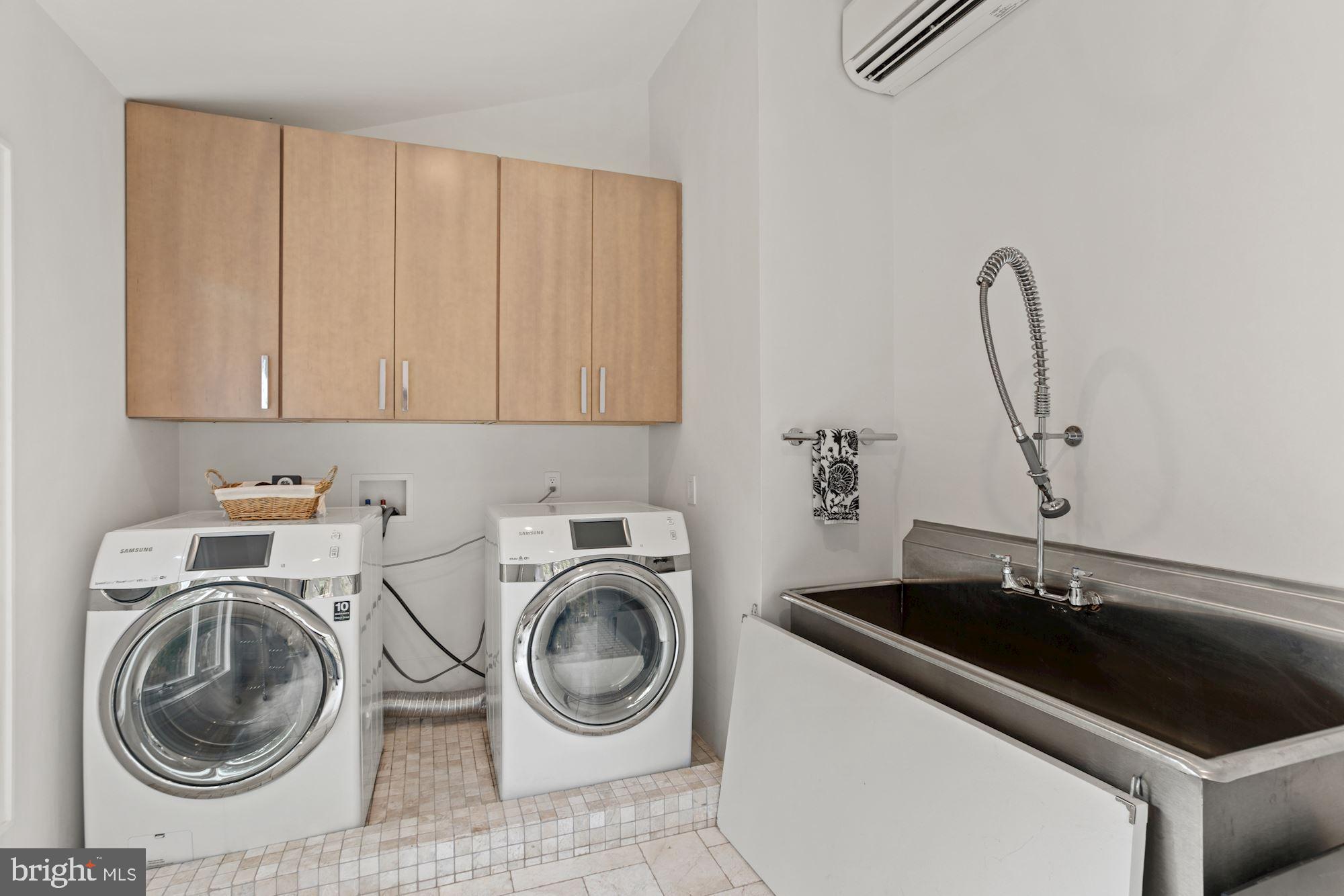 RAWLS LAND - Residential