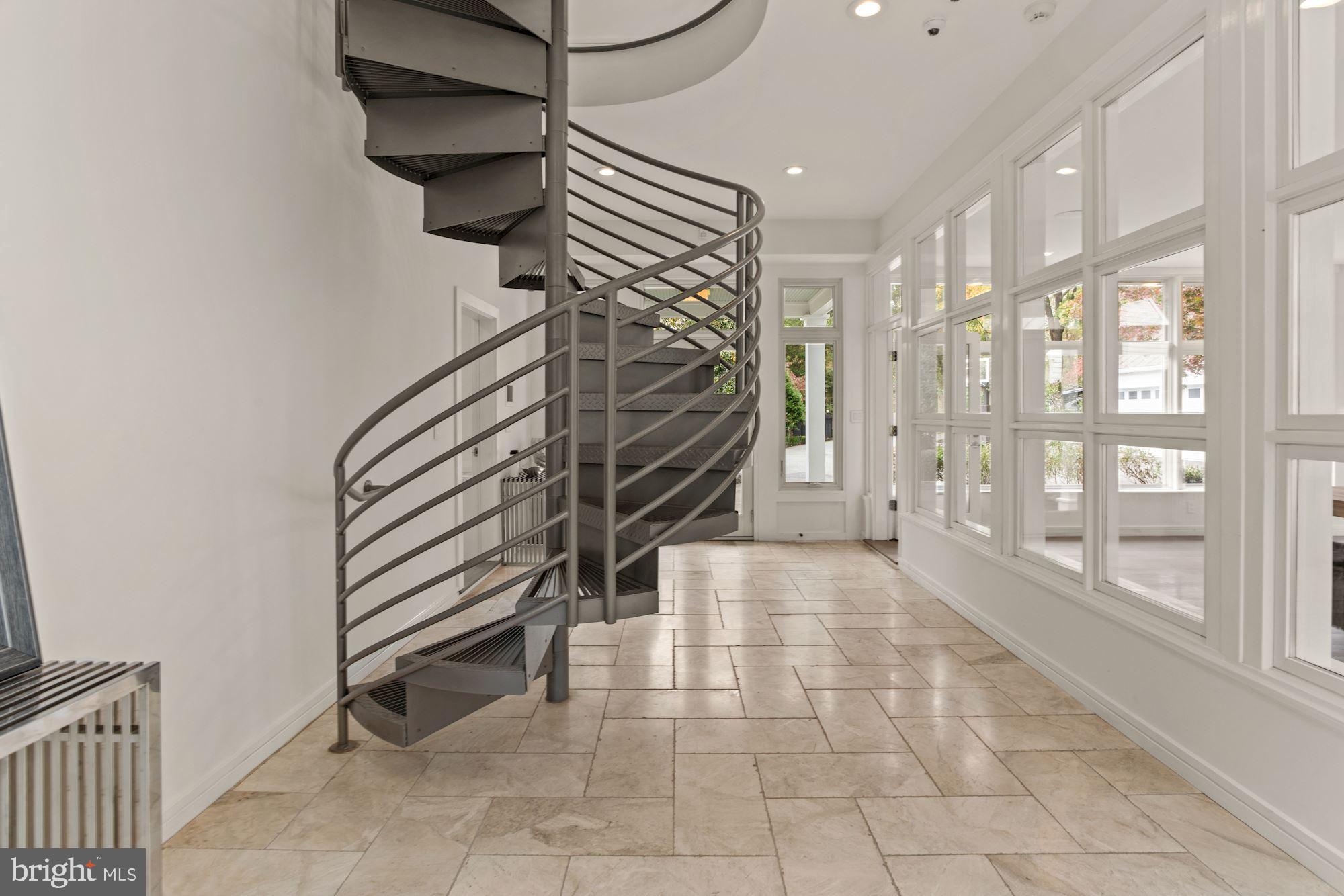 RAWLS LAND - Residential