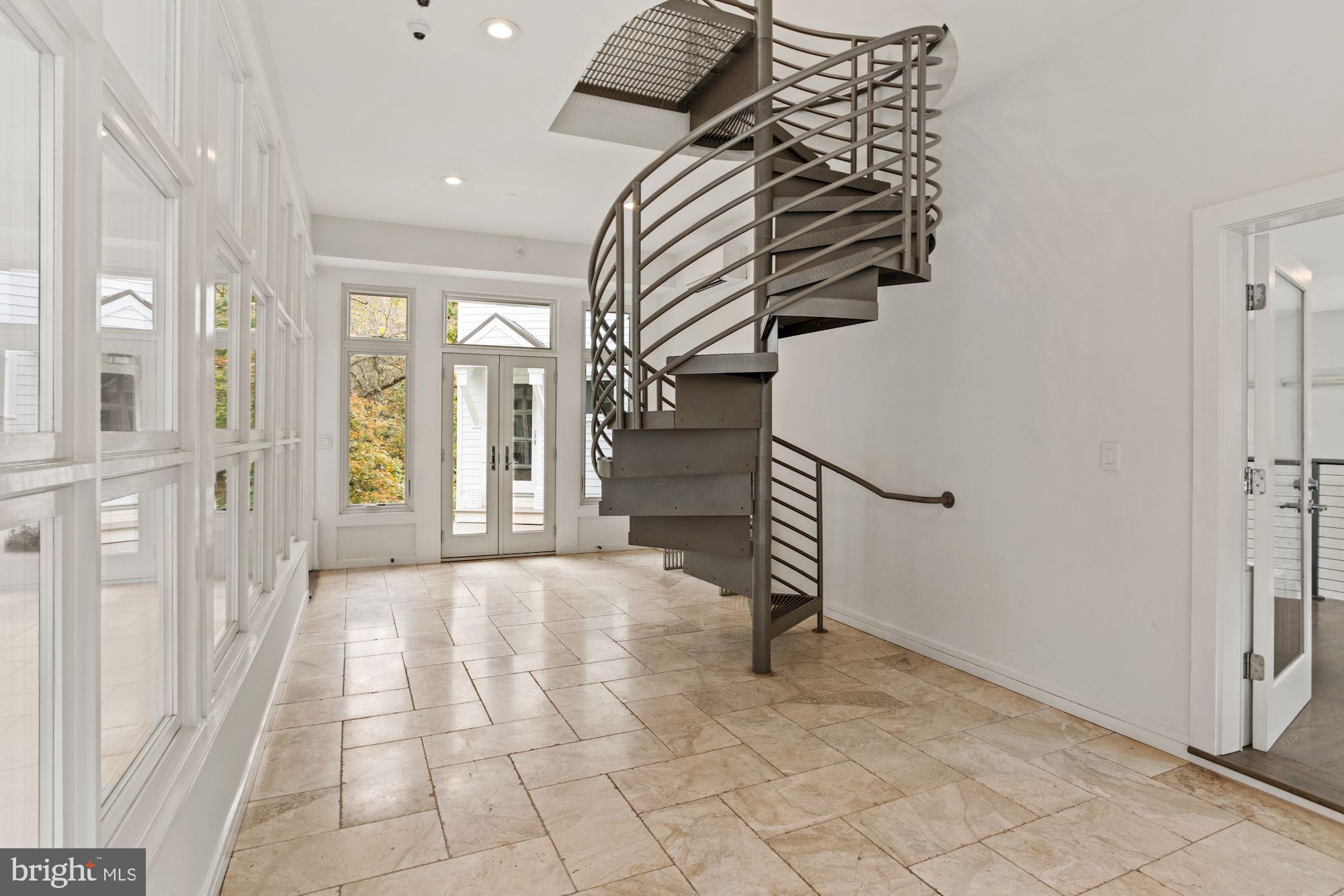 RAWLS LAND - Residential