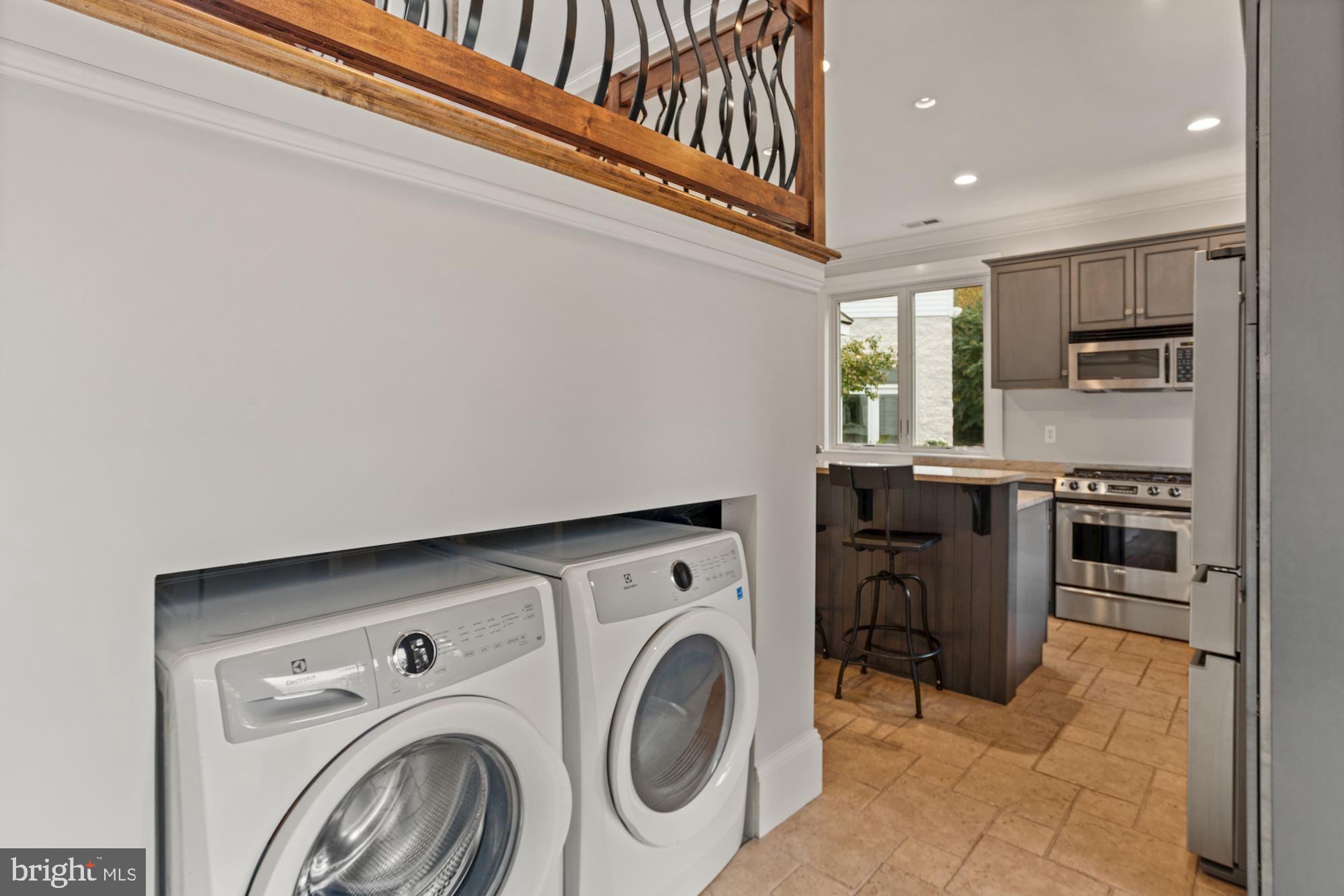 RAWLS LAND - Residential