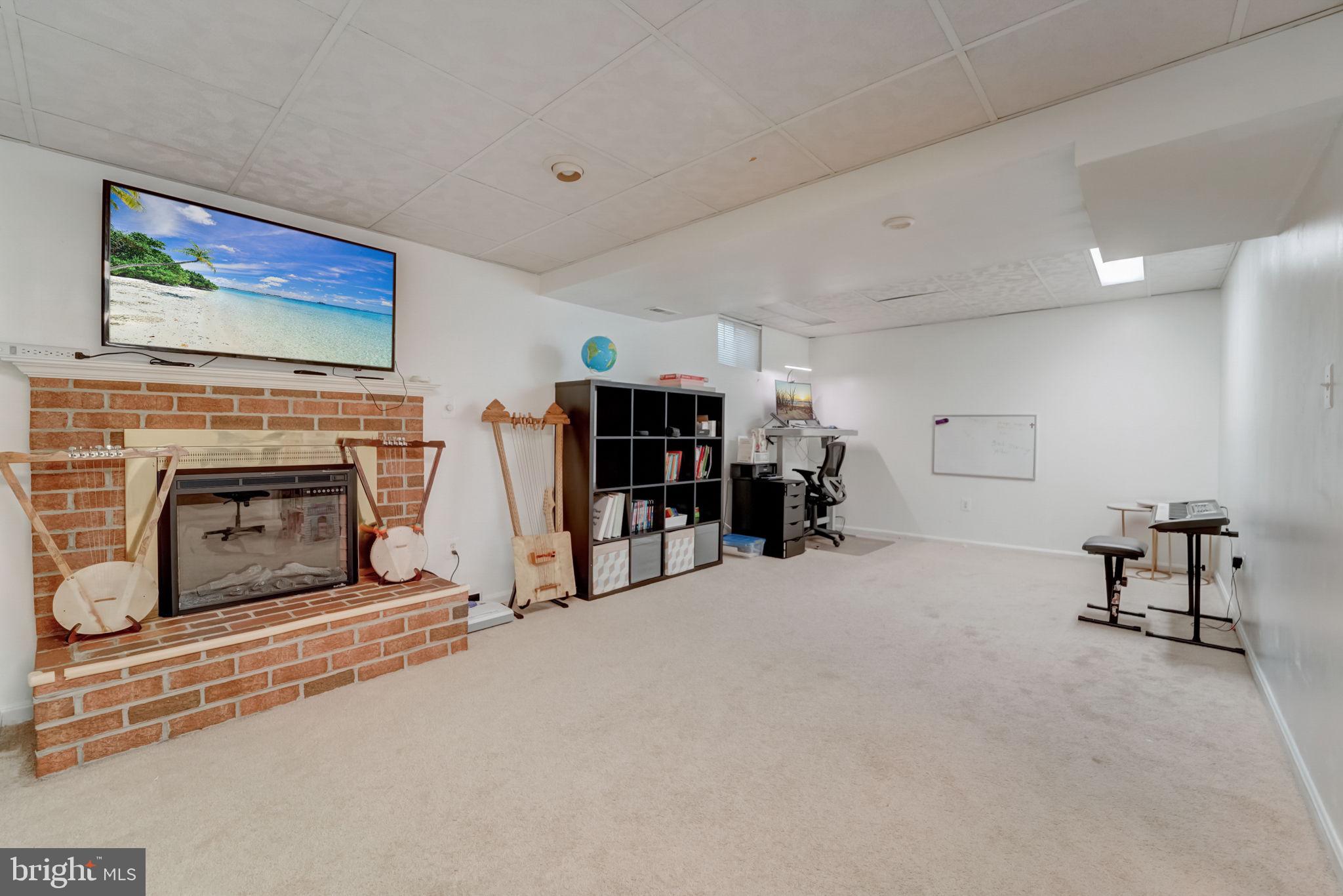 OAKHURST - Residential