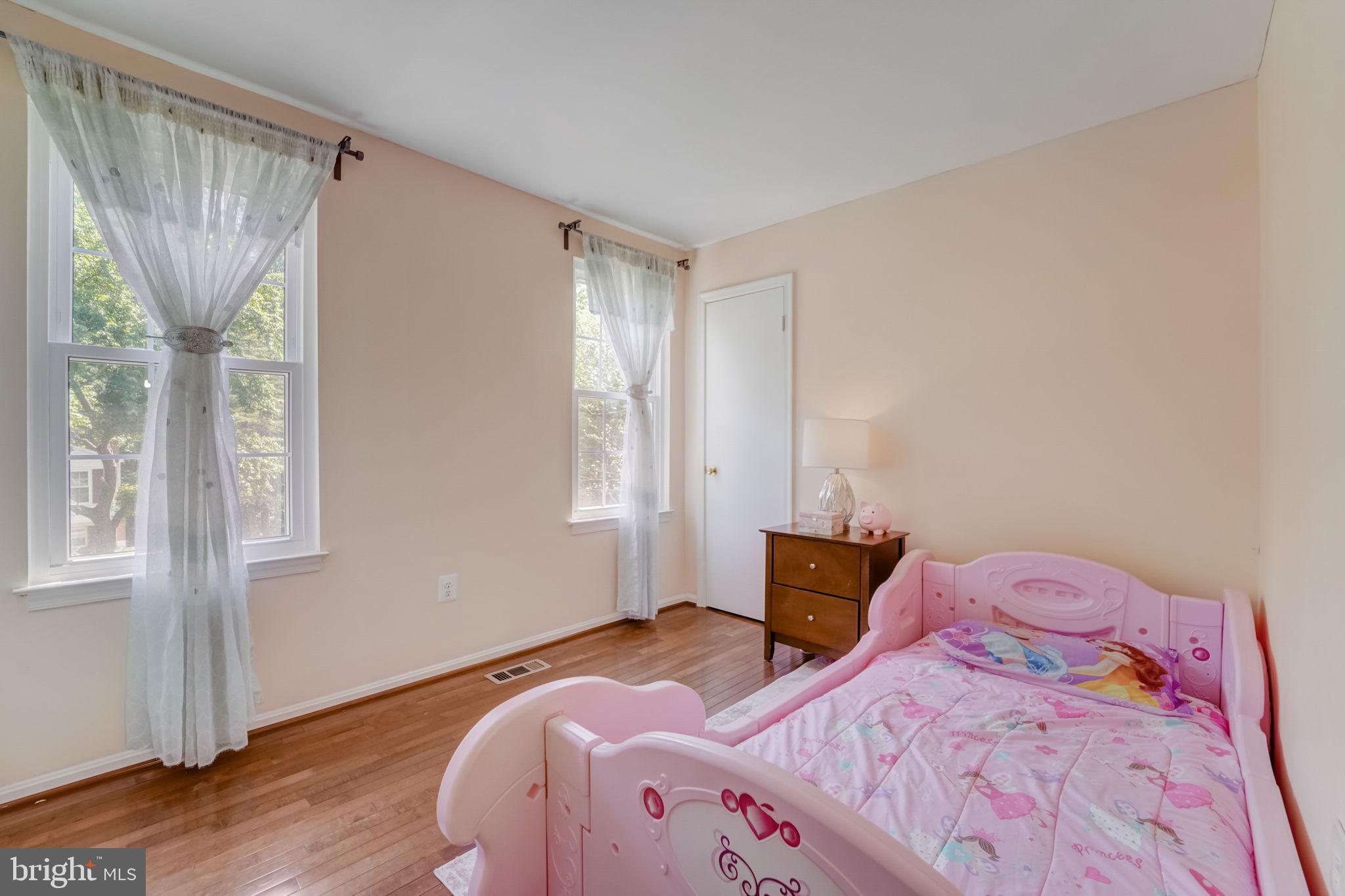 OAKHURST - Residential