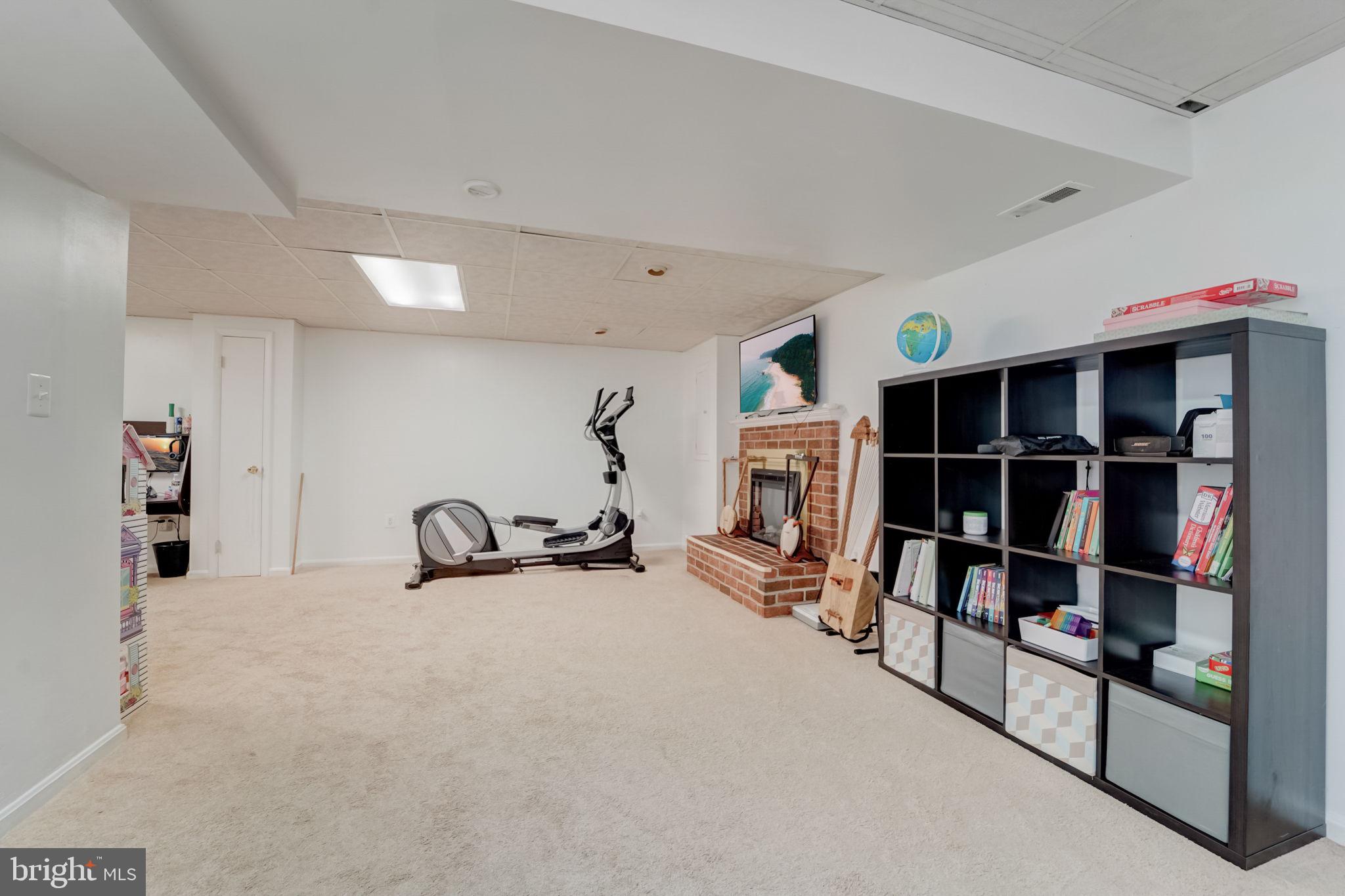 OAKHURST - Residential