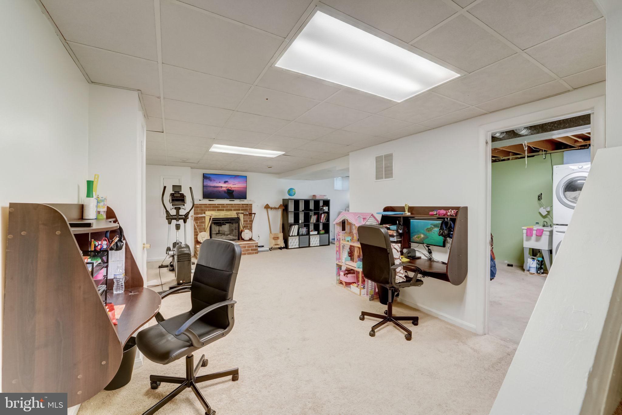 OAKHURST - Residential