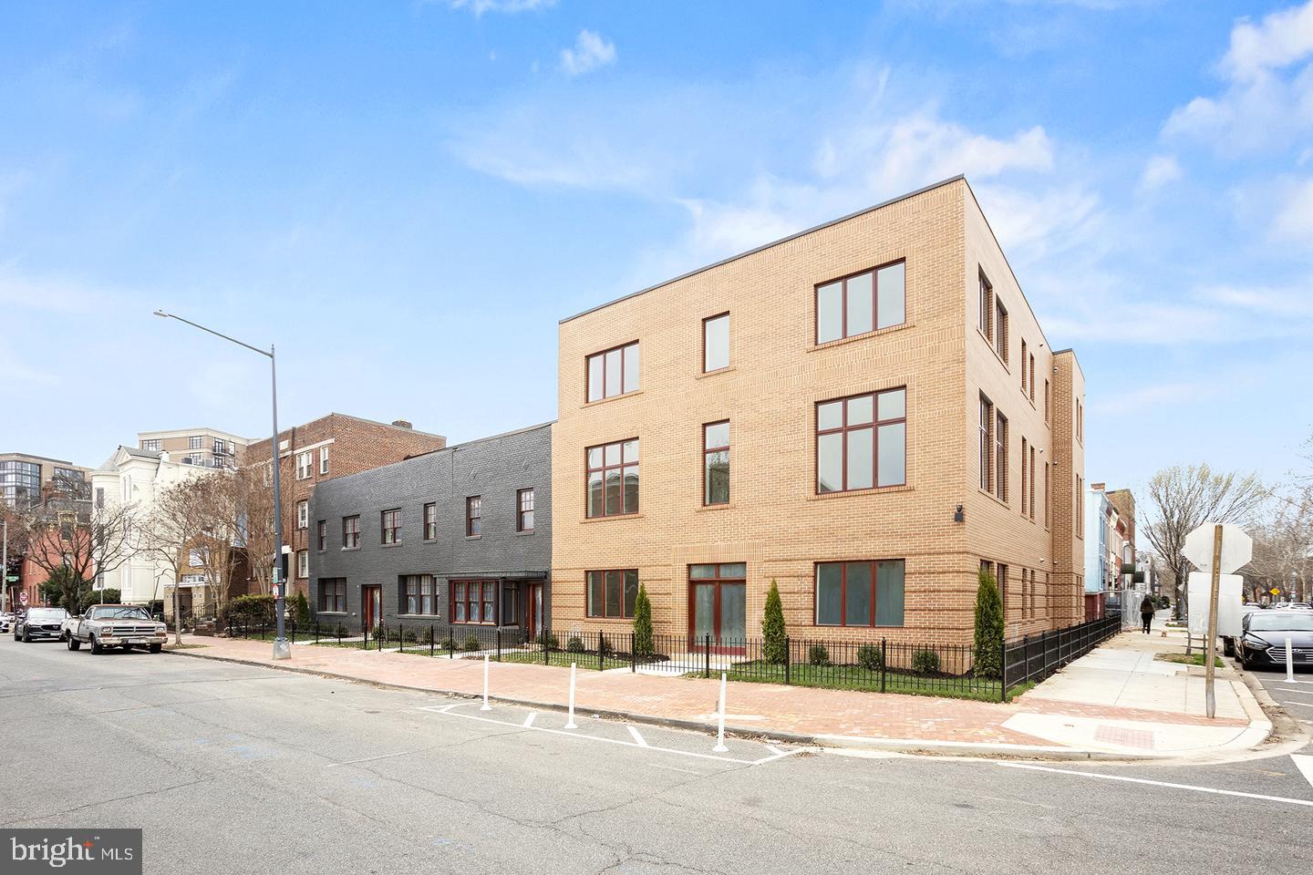 1212 4TH STREET NW 11