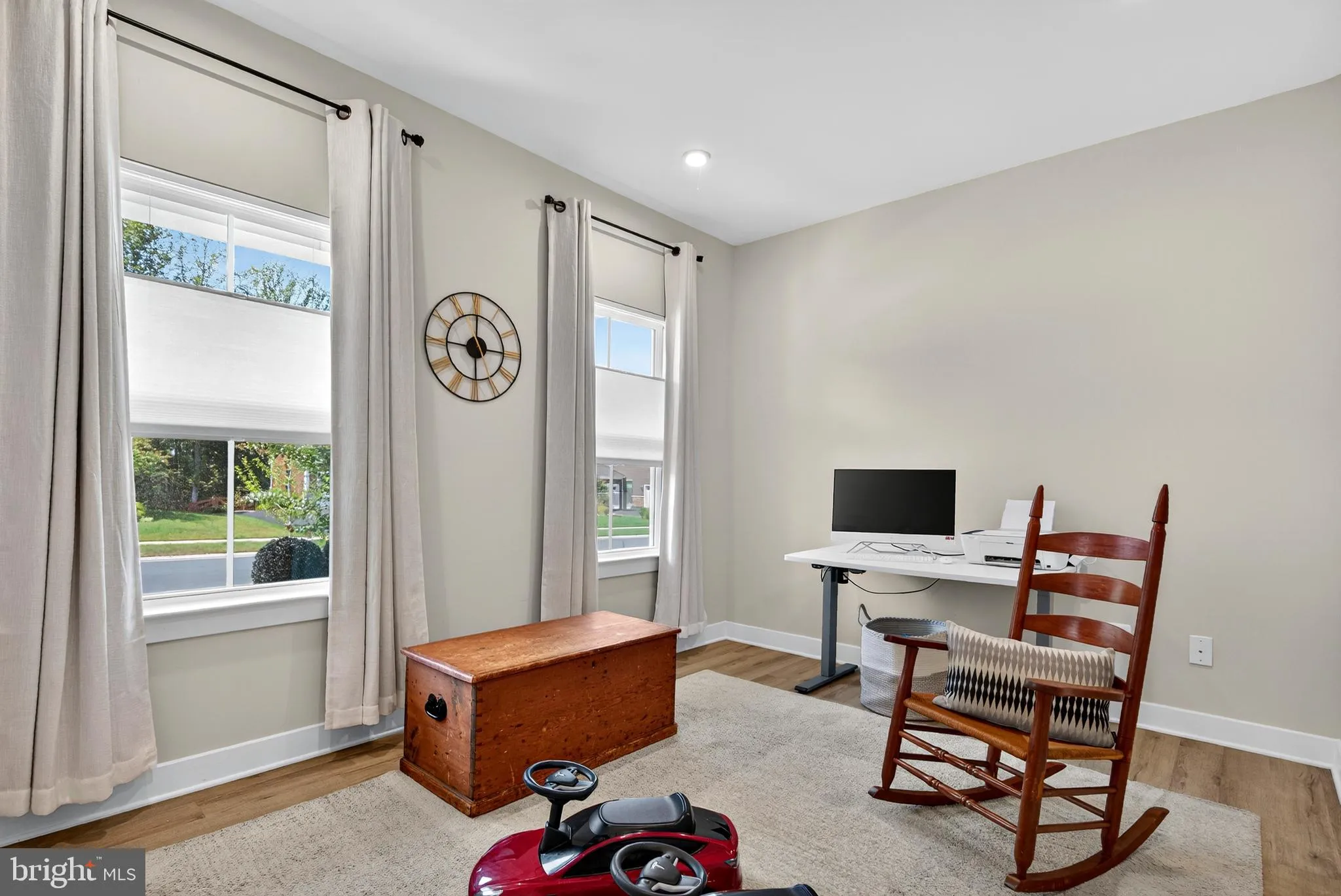 Aldie, Virginia 20105, United States, 4 Bedrooms Bedrooms, ,5 BathroomsBathrooms,Residential,Contingent,201381