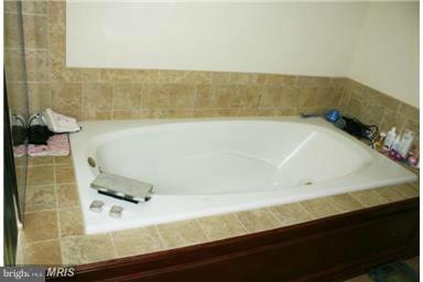 COURTHOUSE STATION - Residential Lease