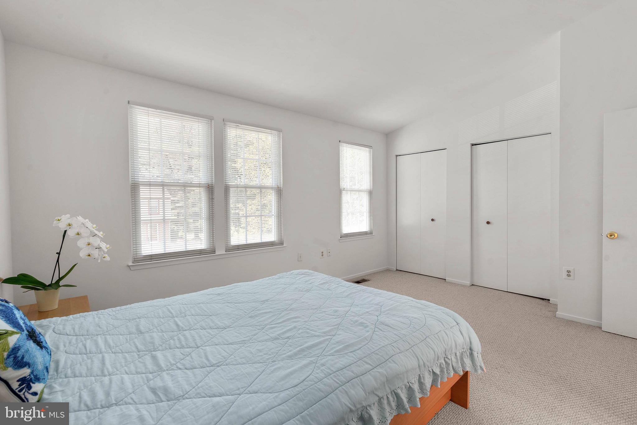 OLNEY SQUARE - Residential