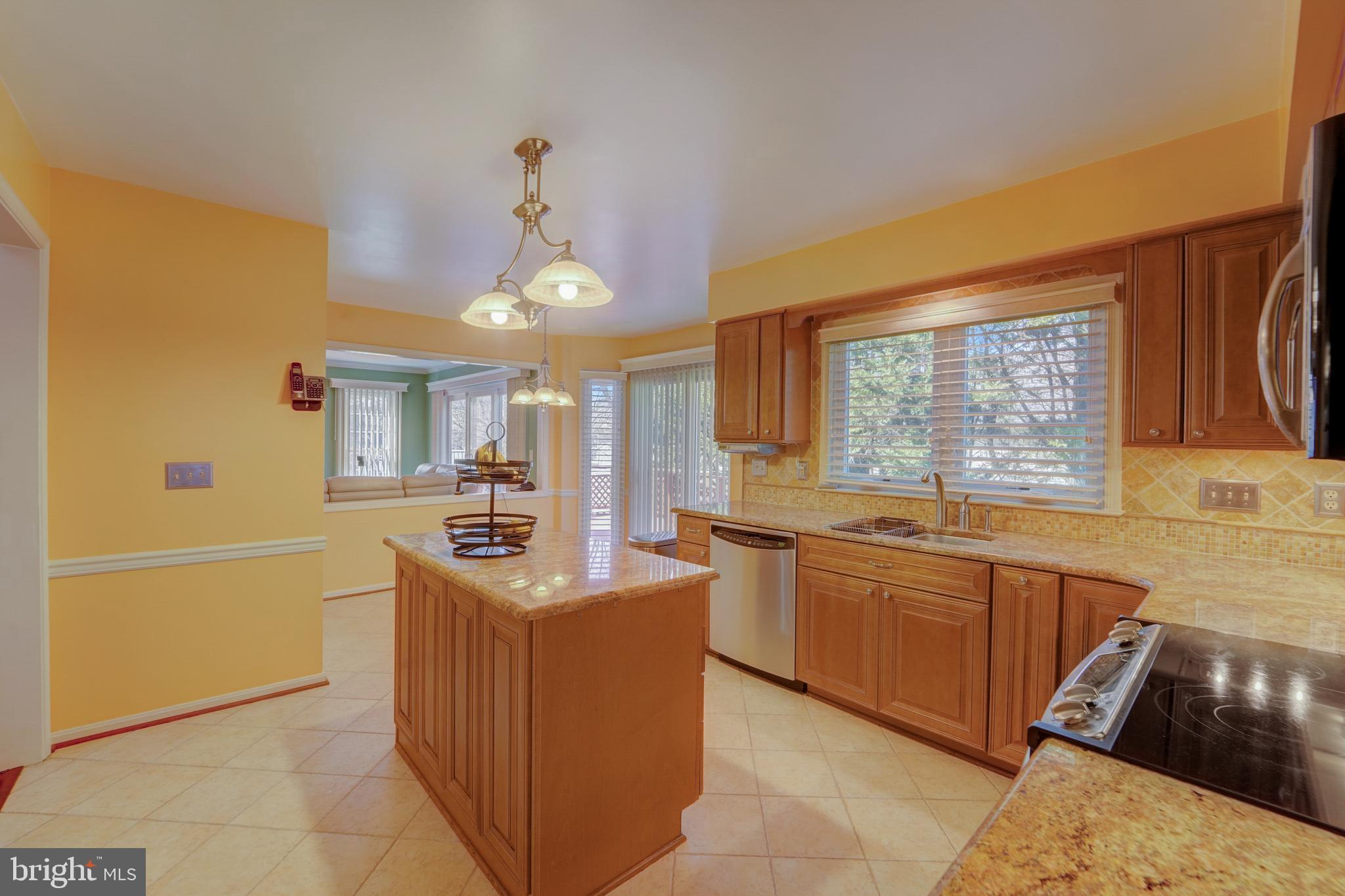 WOODBRIDGE - Residential