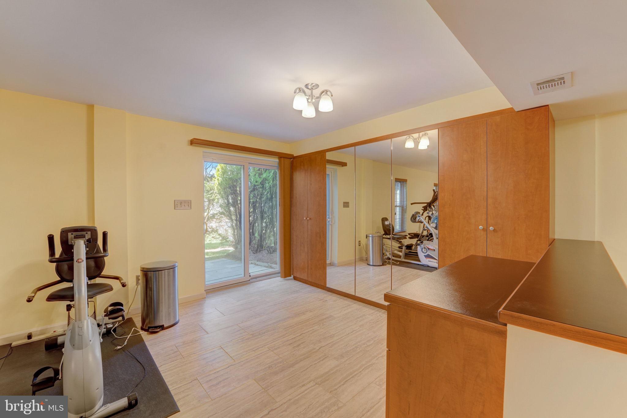 WOODBRIDGE - Residential