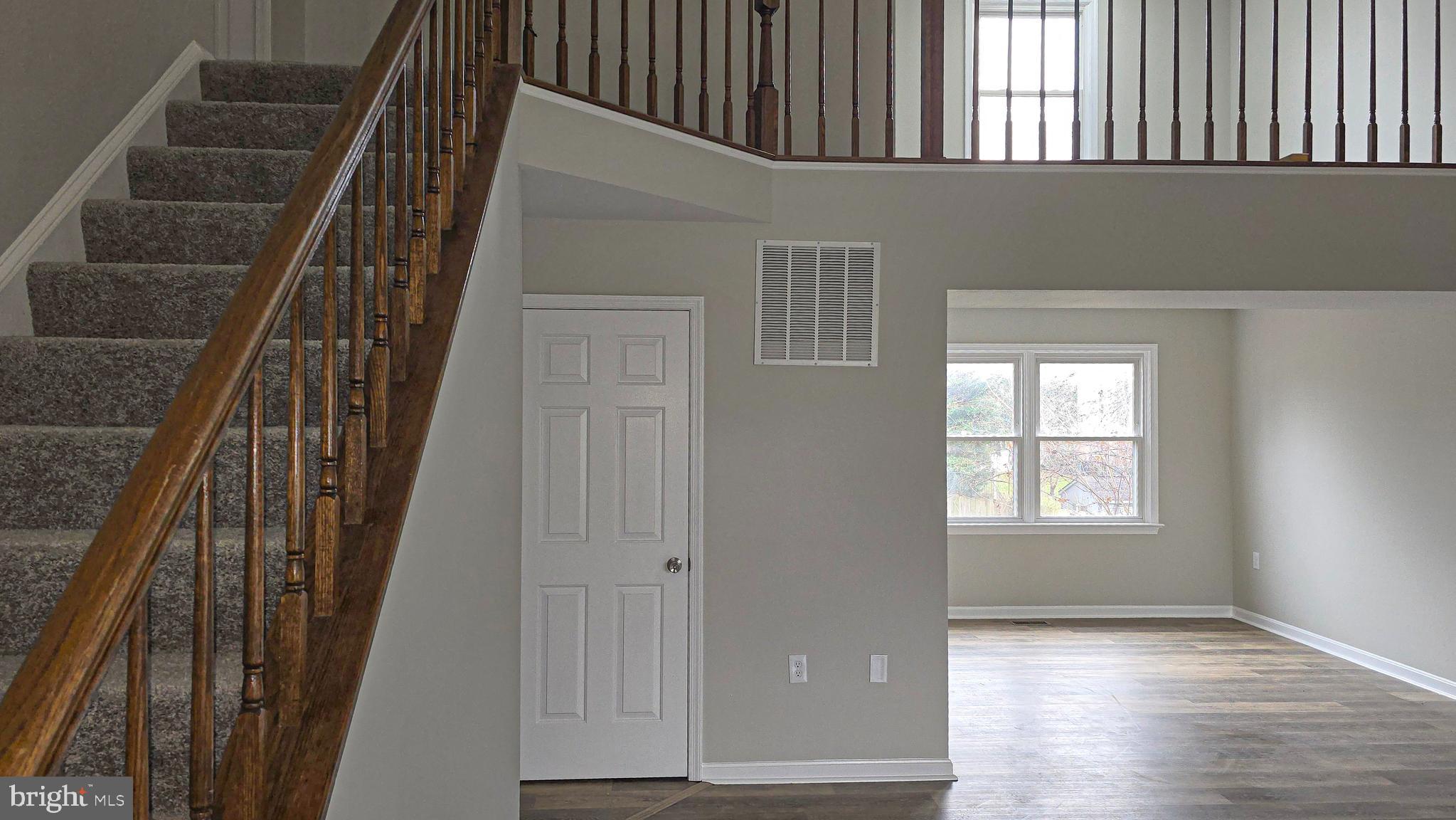 202 BRAEBURN DRIVE