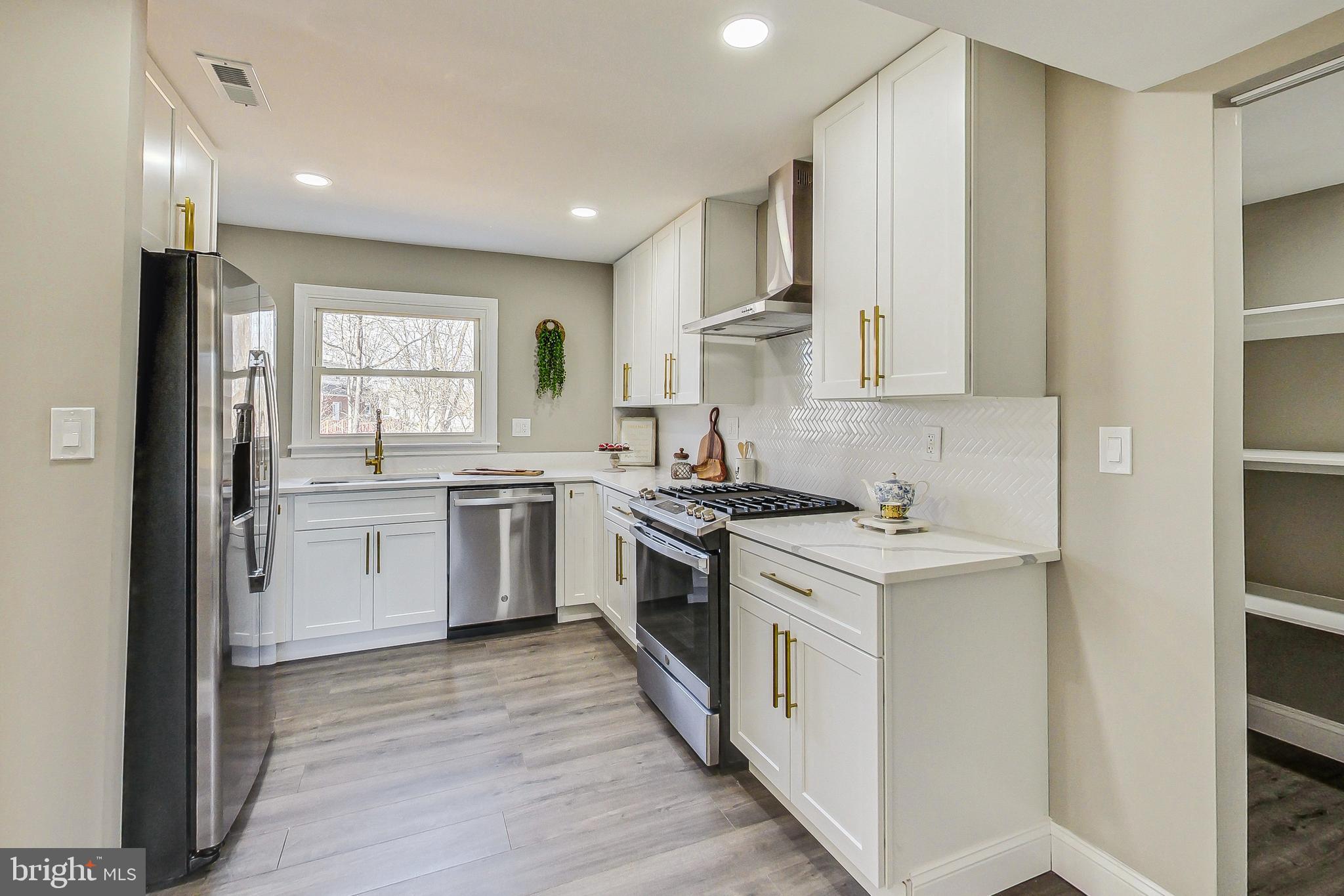 LOCH LOMOND - Residential