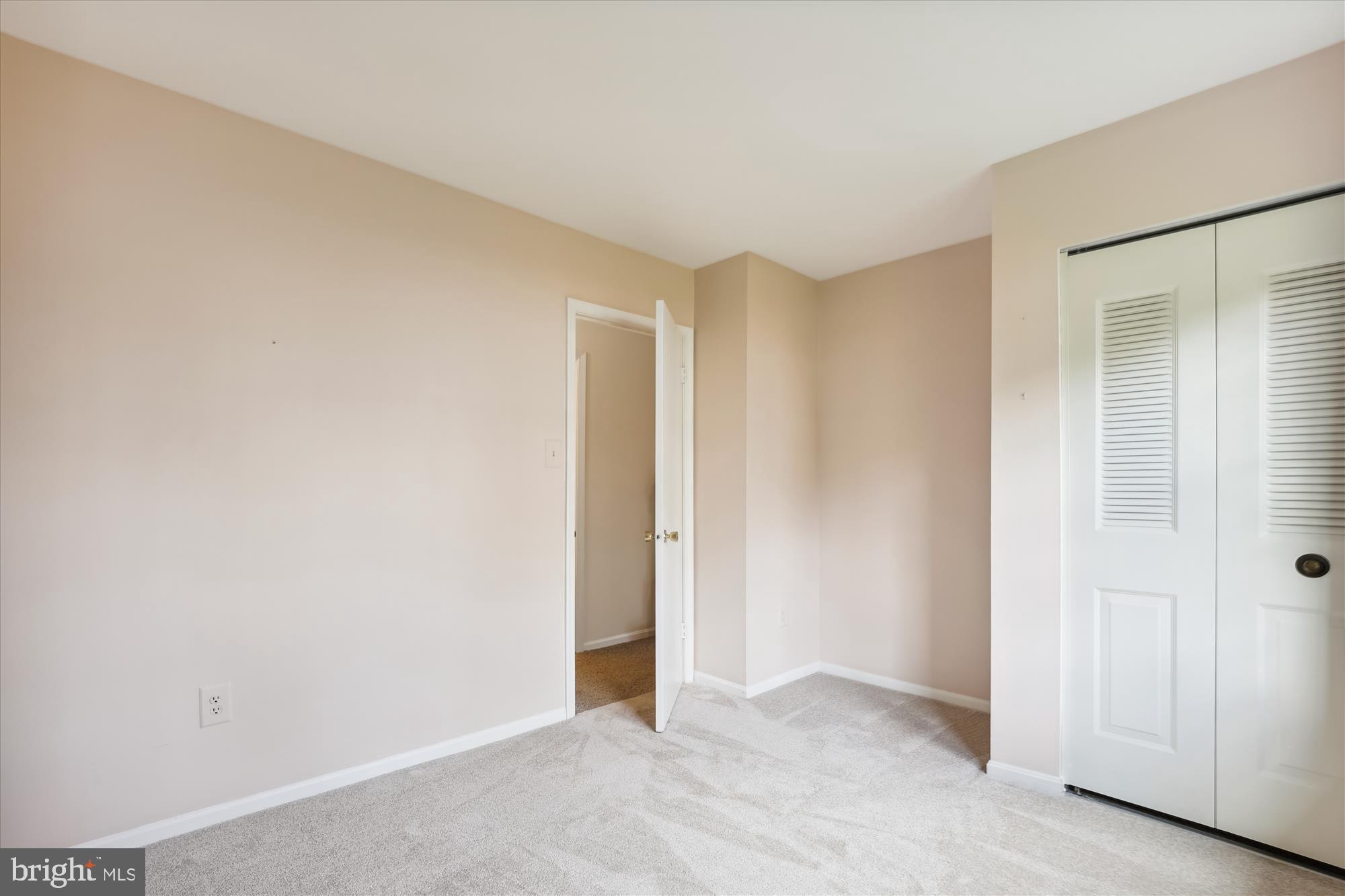 KINGS PARK WEST - Residential