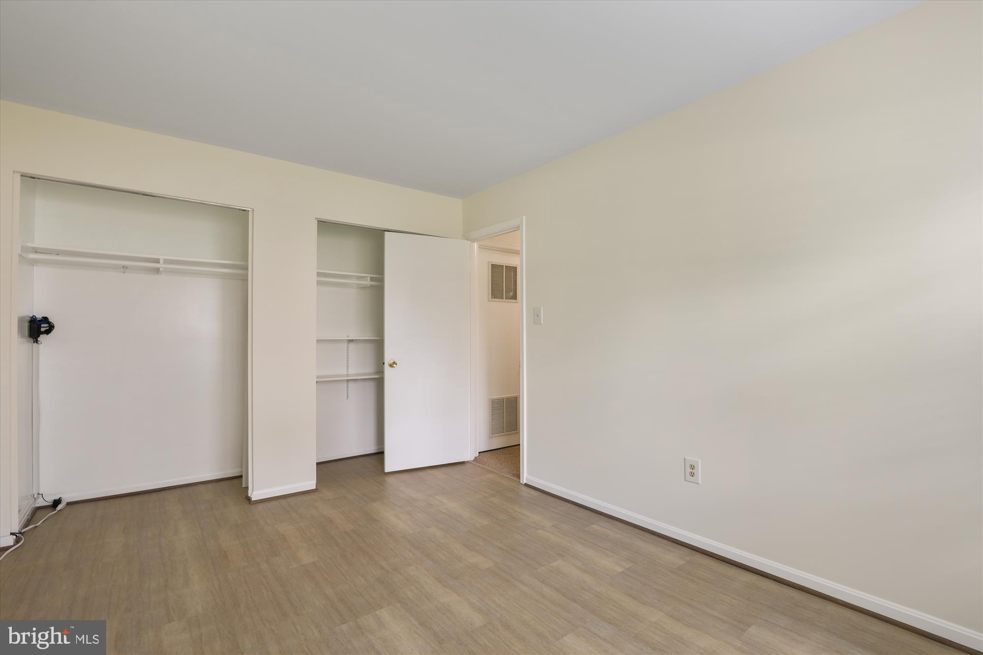 KINGS PARK WEST - Residential