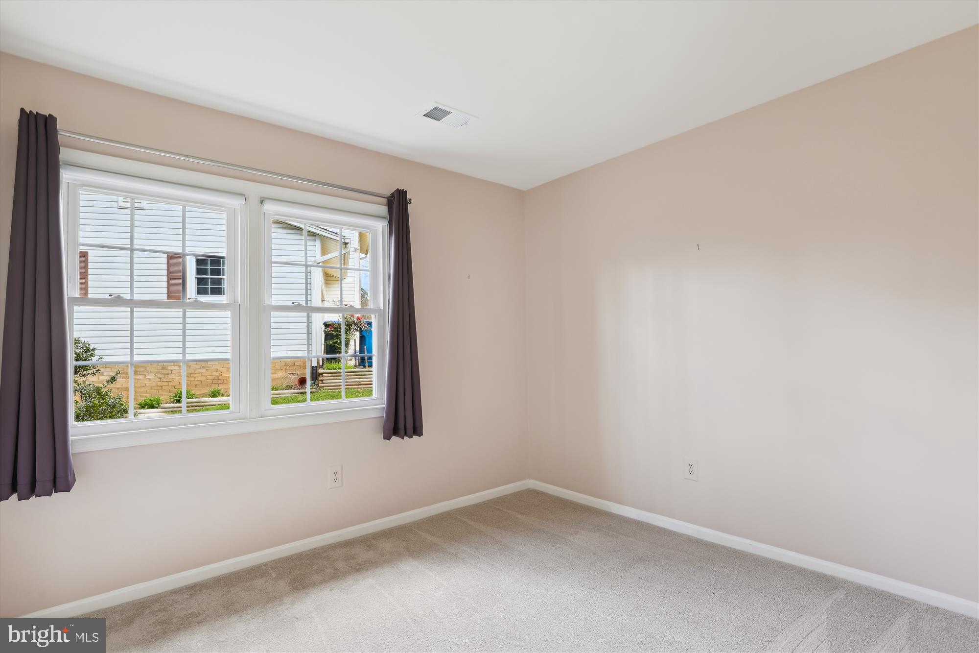 KINGS PARK WEST - Residential