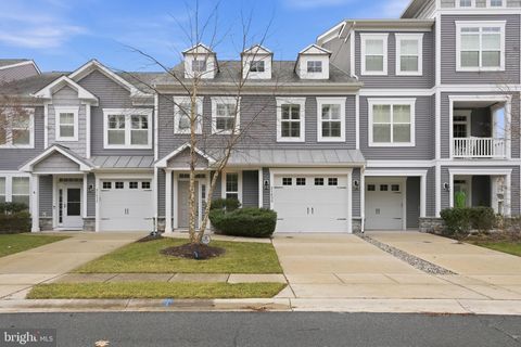 Townhouse For Sale - 21430 Catalina Circle<br/> REHOBOTH BEACH, DE 19971
