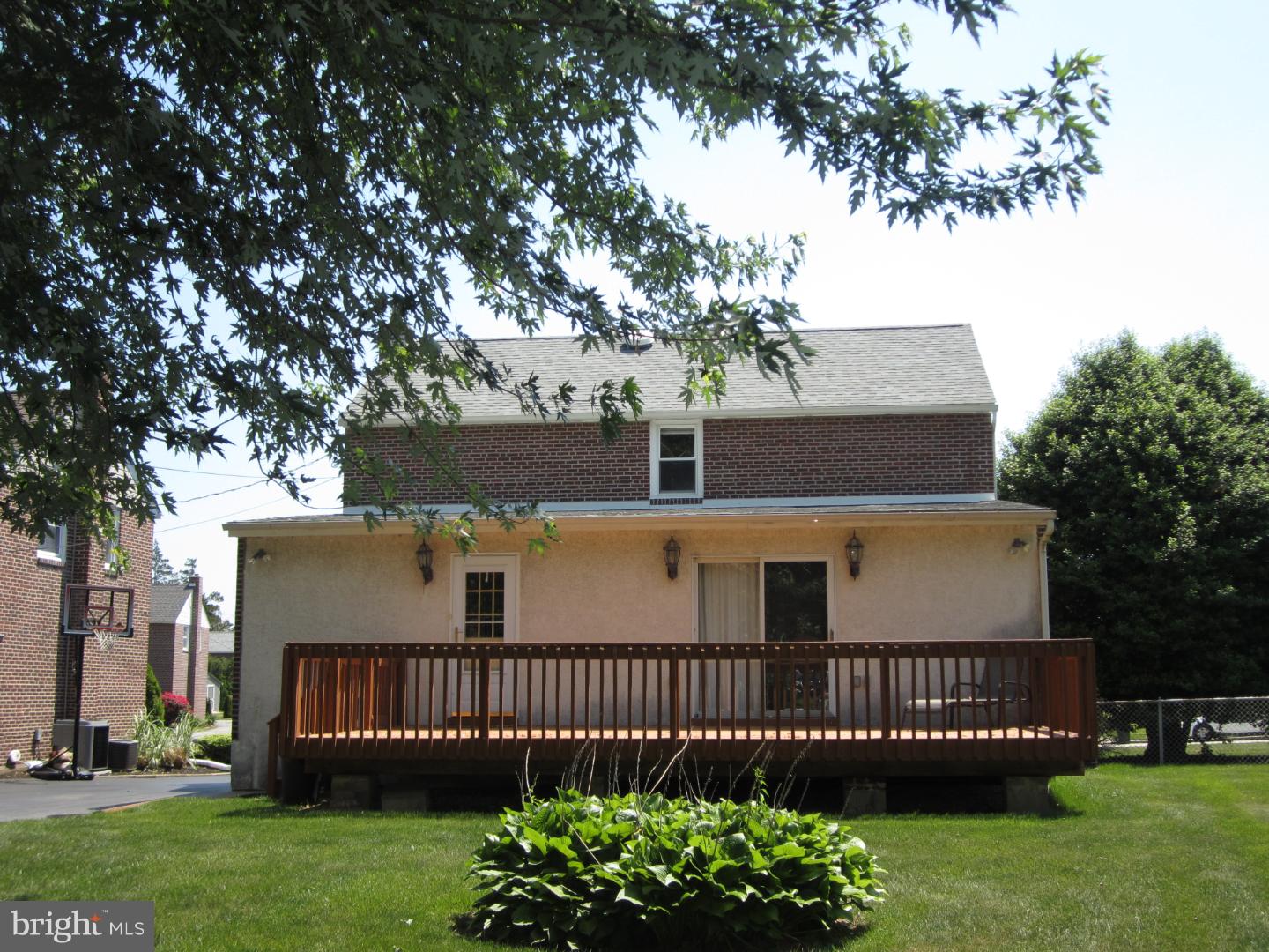 COLONIAL PARK - Residential