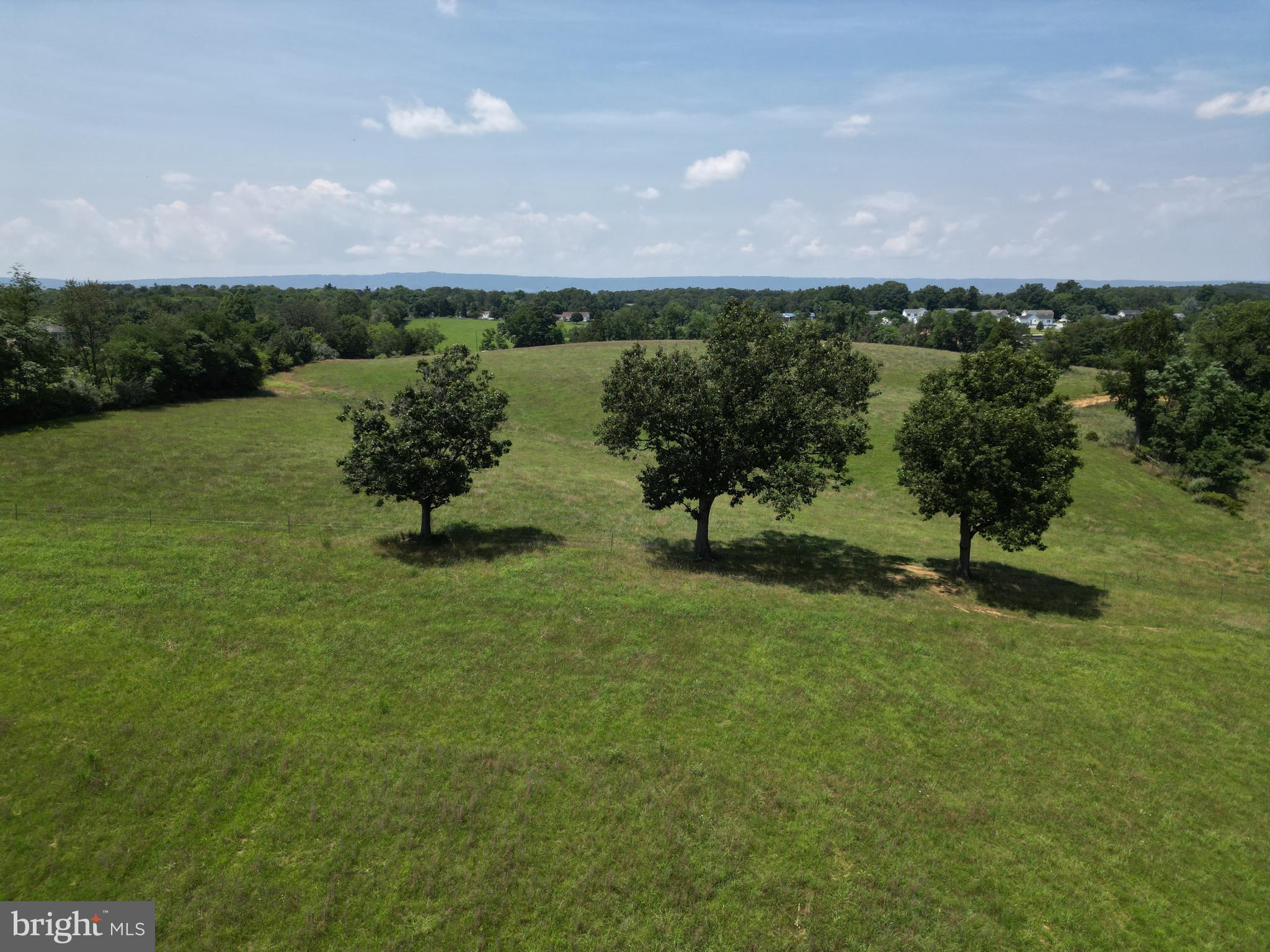 FOREST HEIGHTS - Farm