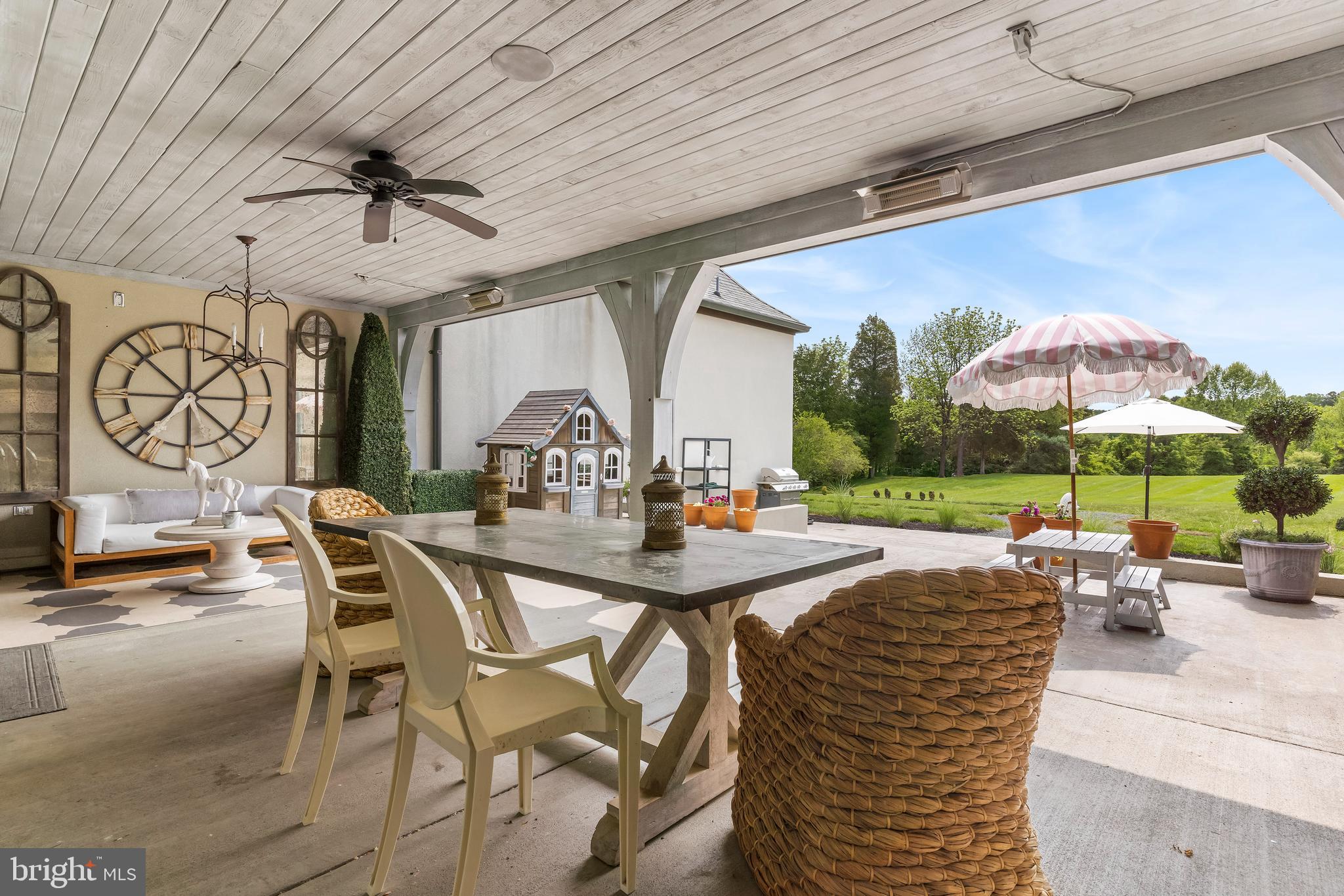 SEVEN LAKES - Residential