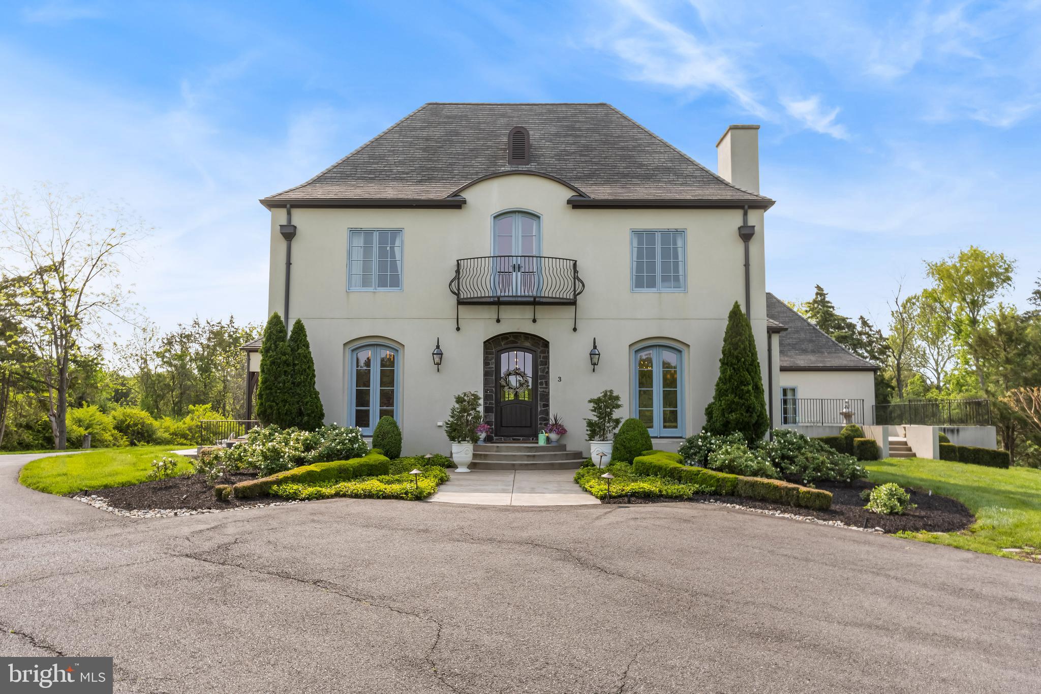 SEVEN LAKES - Residential