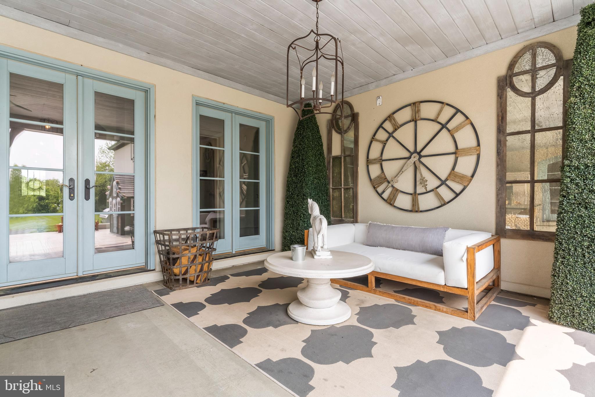 SEVEN LAKES - Residential