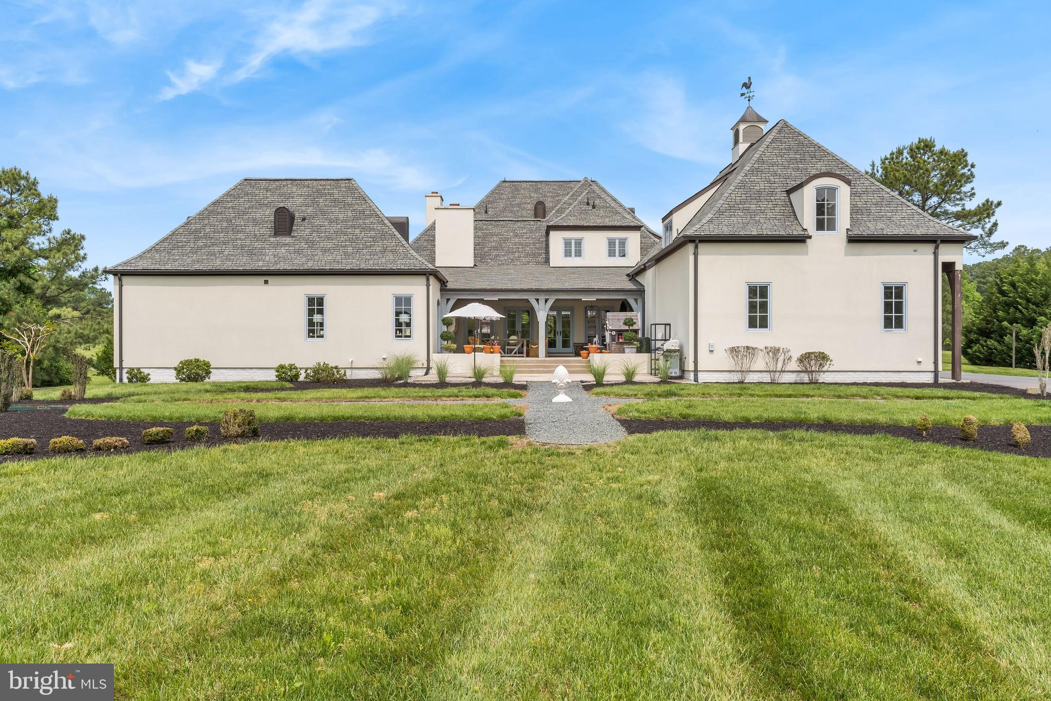 SEVEN LAKES - Residential