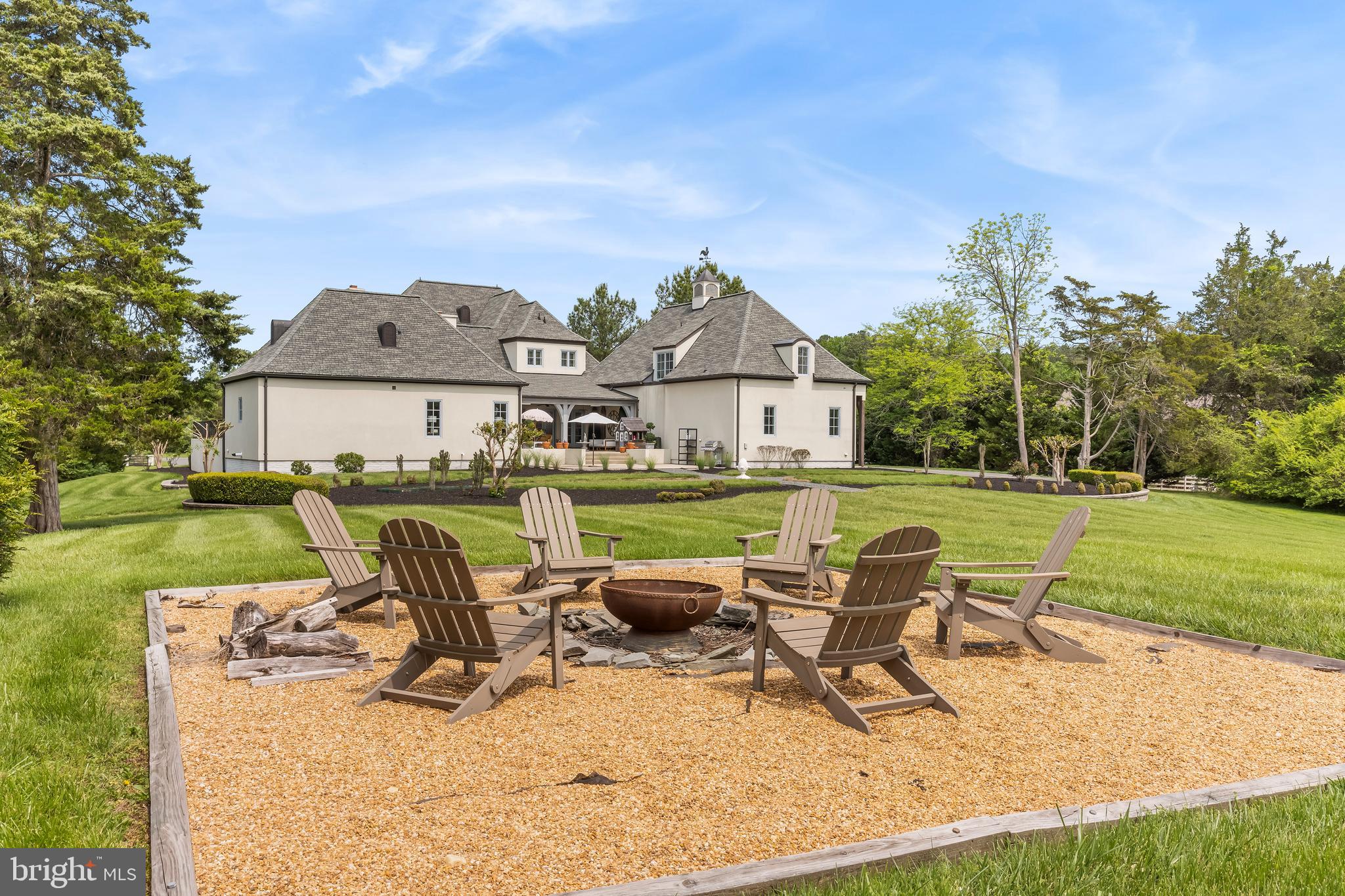 SEVEN LAKES - Residential