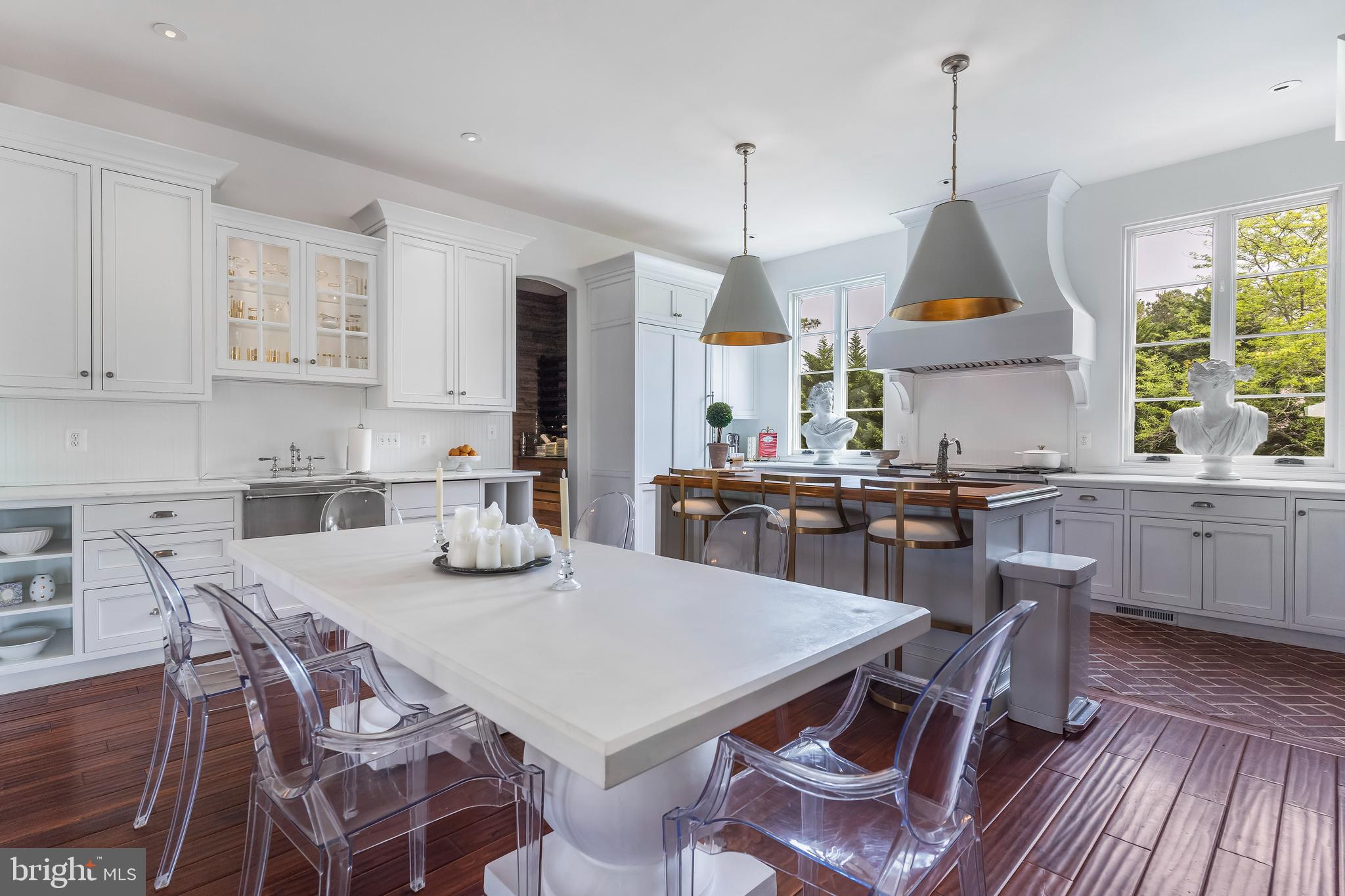 SEVEN LAKES - Residential