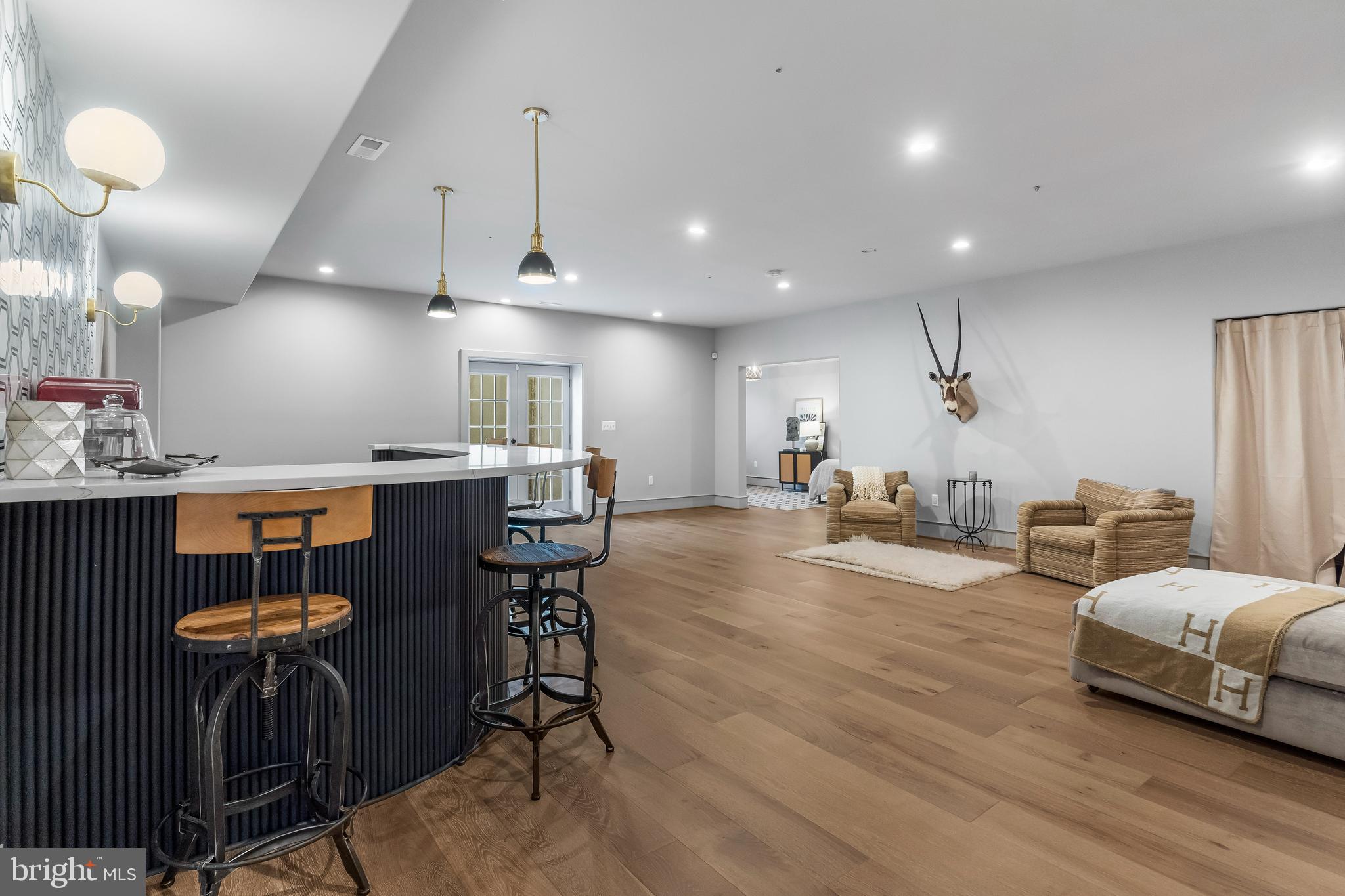 SEVEN LAKES - Residential