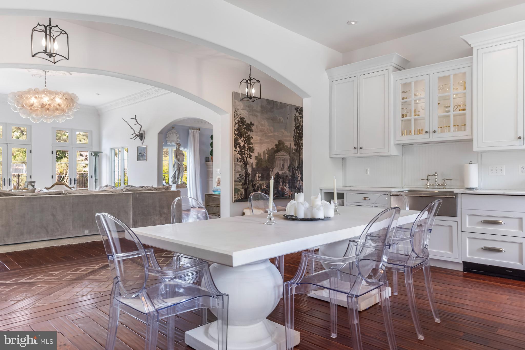 SEVEN LAKES - Residential