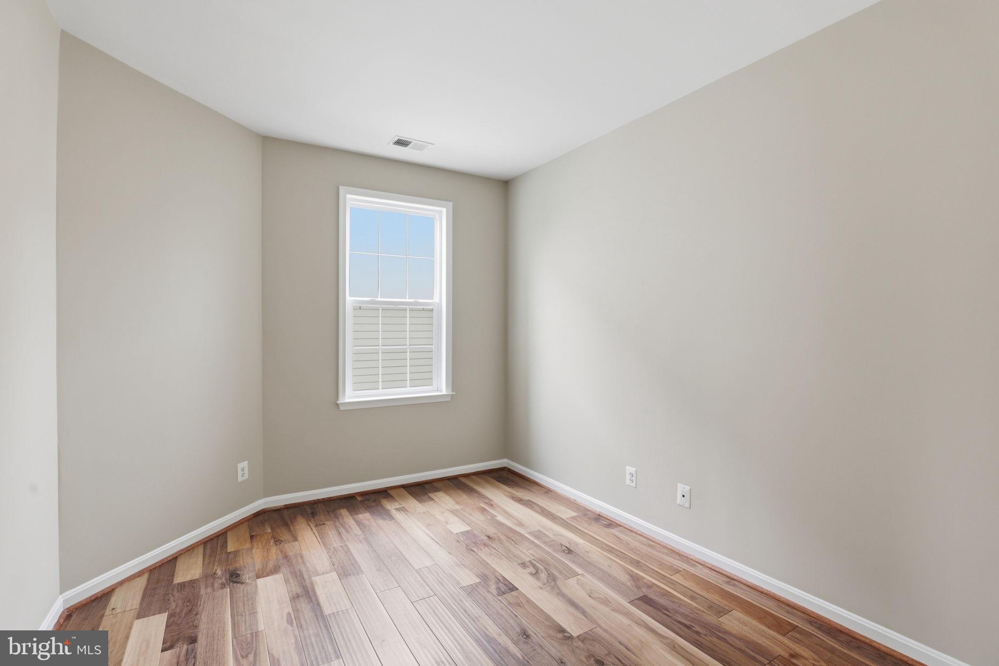 MERCER PARK CONDOMINIUM - Residential