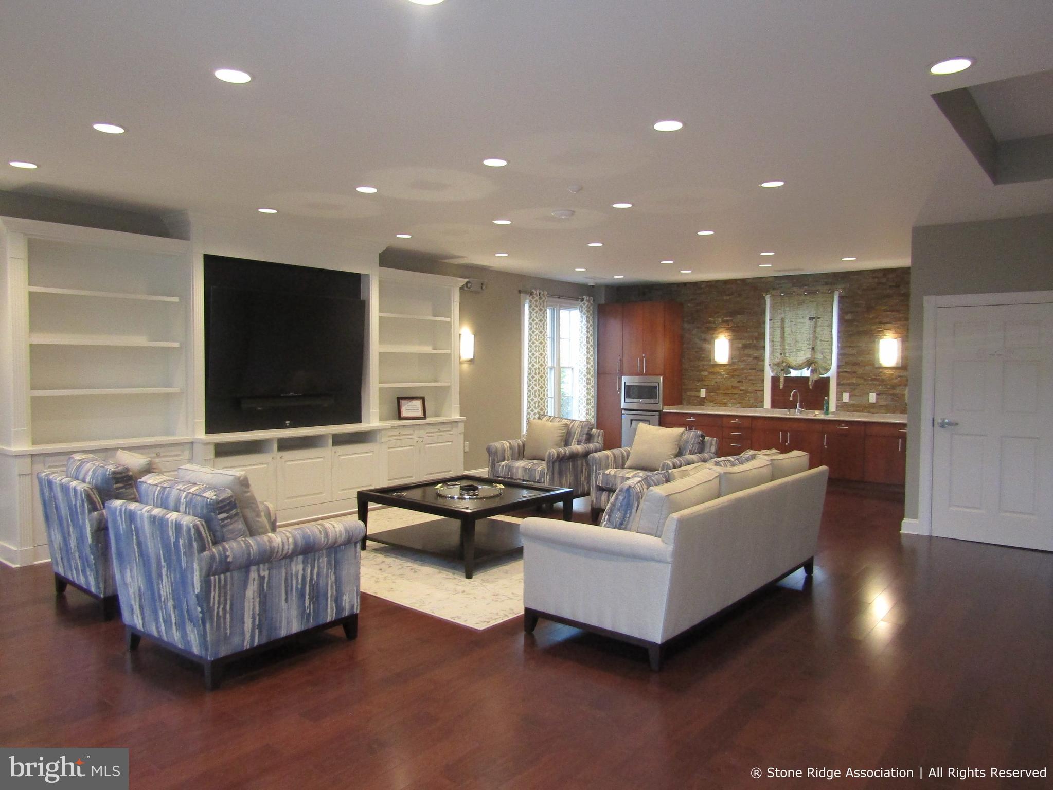 MERCER PARK CONDOMINIUM - Residential