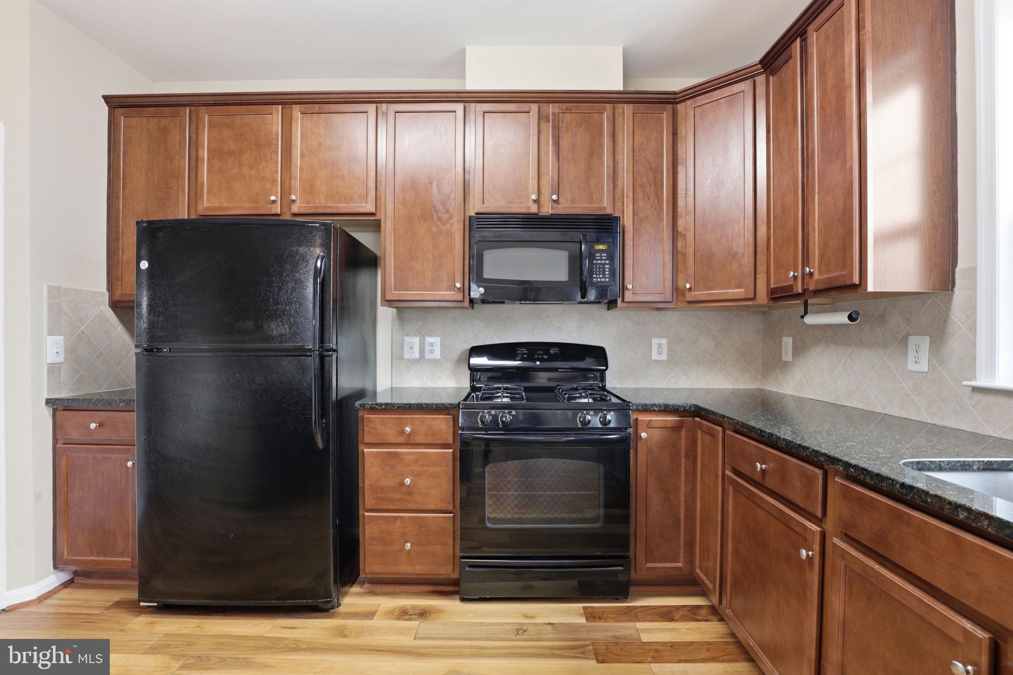 MERCER PARK CONDOMINIUM - Residential