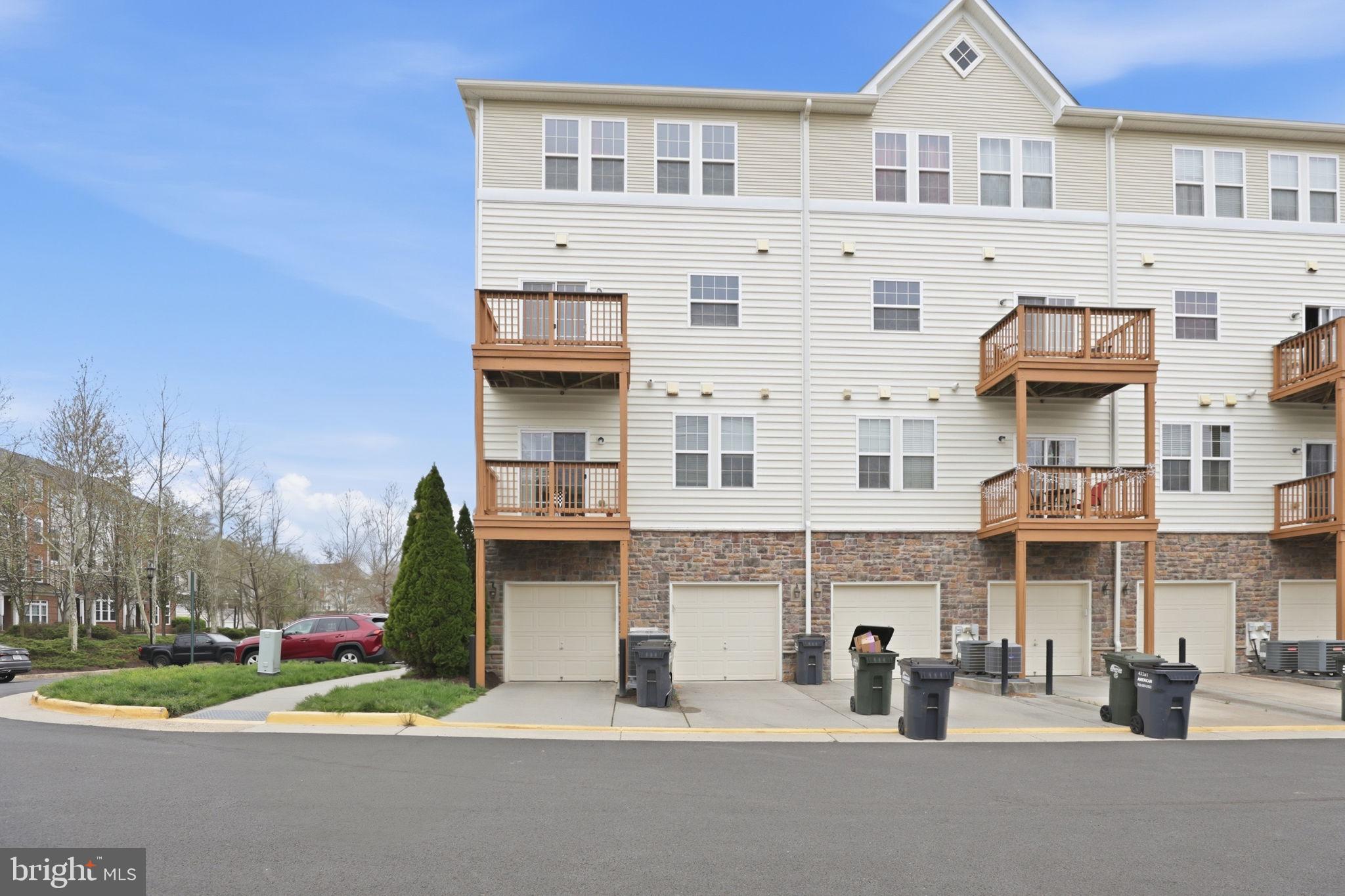 MERCER PARK CONDOMINIUM - Residential