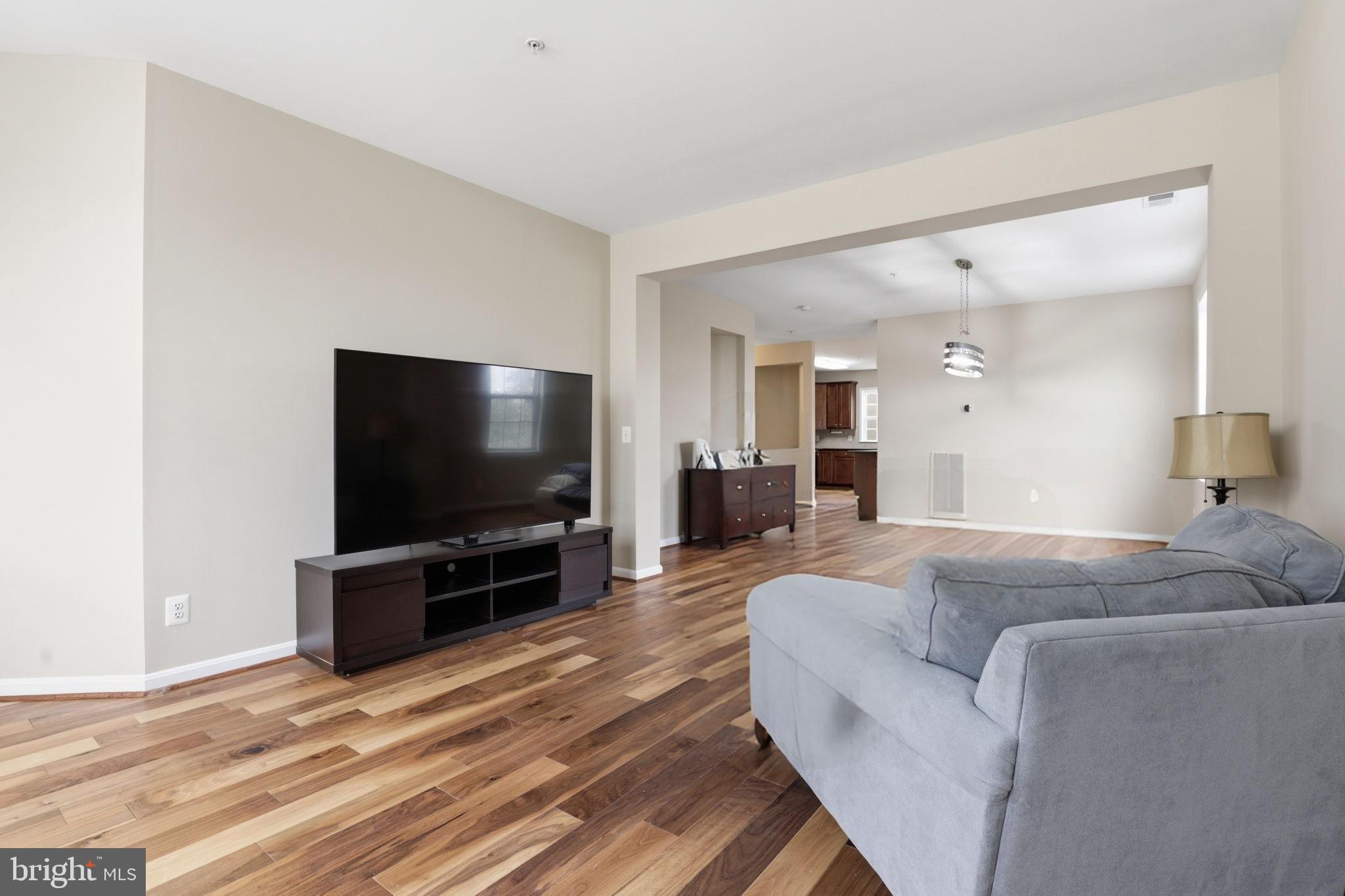 MERCER PARK CONDOMINIUM - Residential