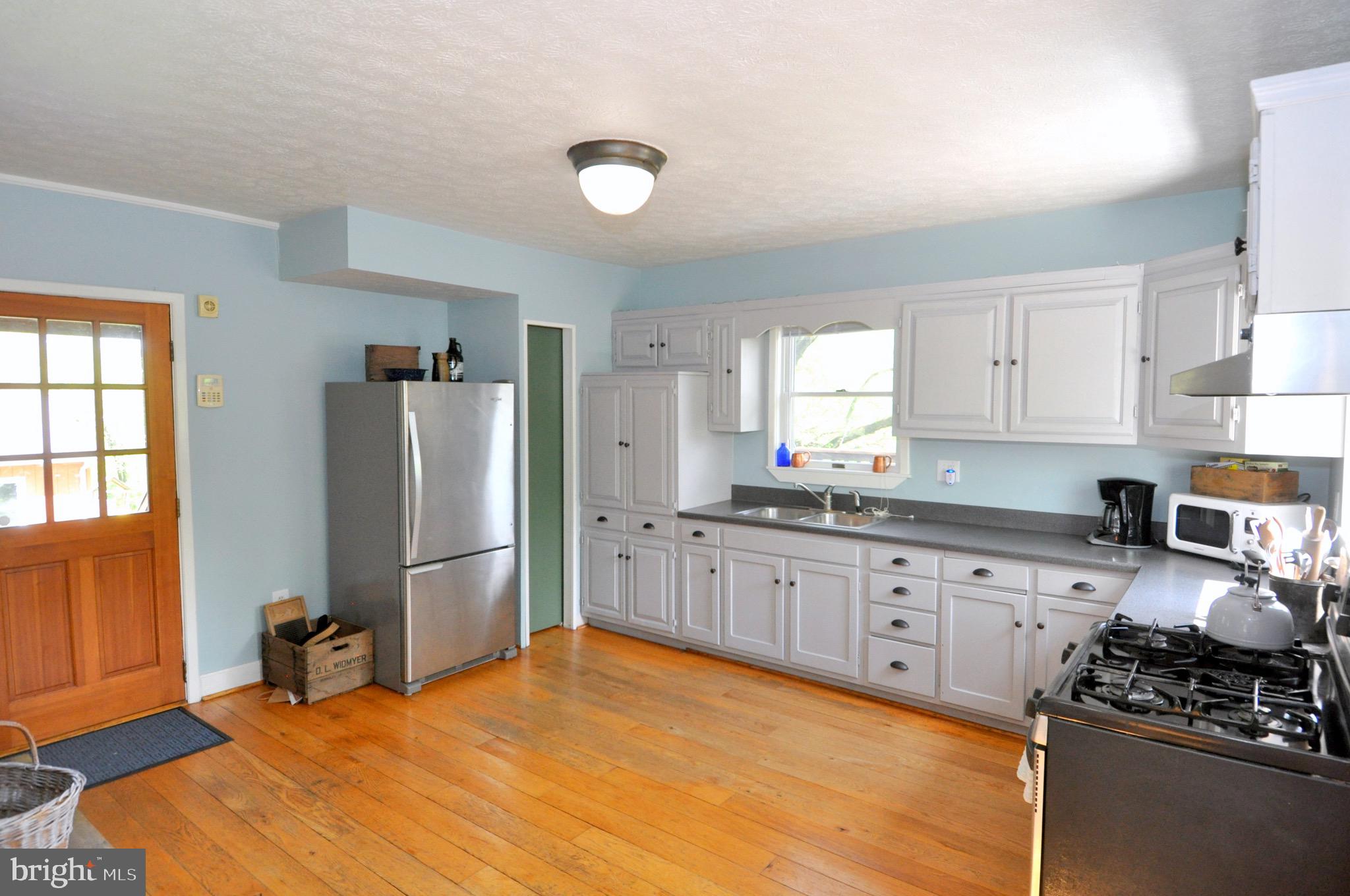 LORD FAIRFAX HEIGHTS - Residential Lease