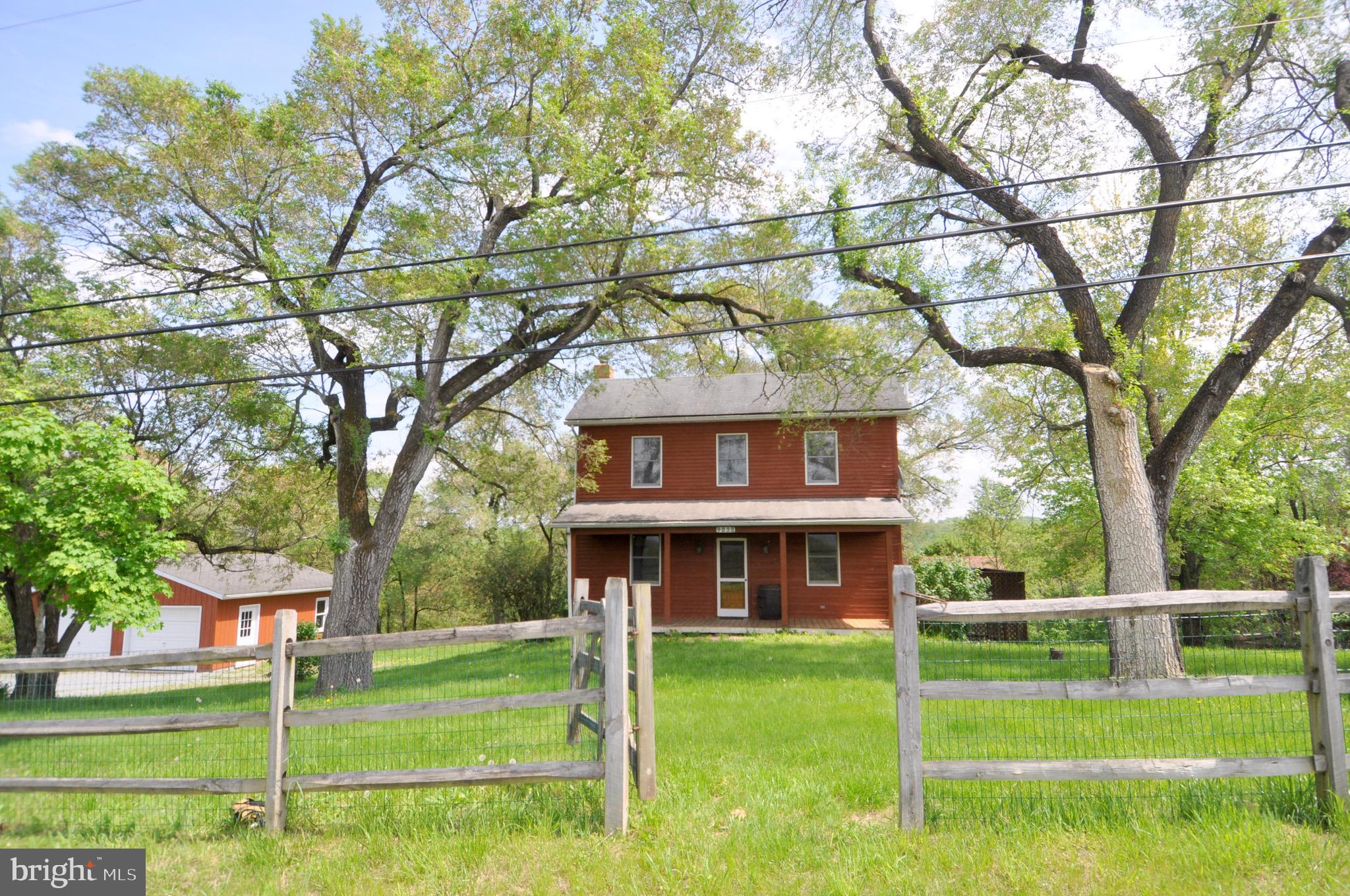 LORD FAIRFAX HEIGHTS - Residential Lease