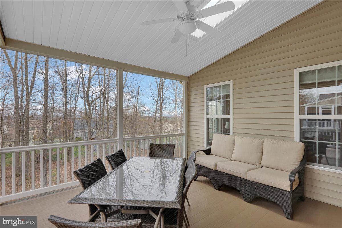 MOUNTAINVIEW - Residential