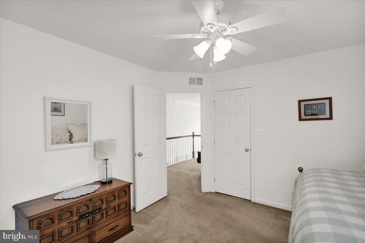 MOUNTAINVIEW - Residential