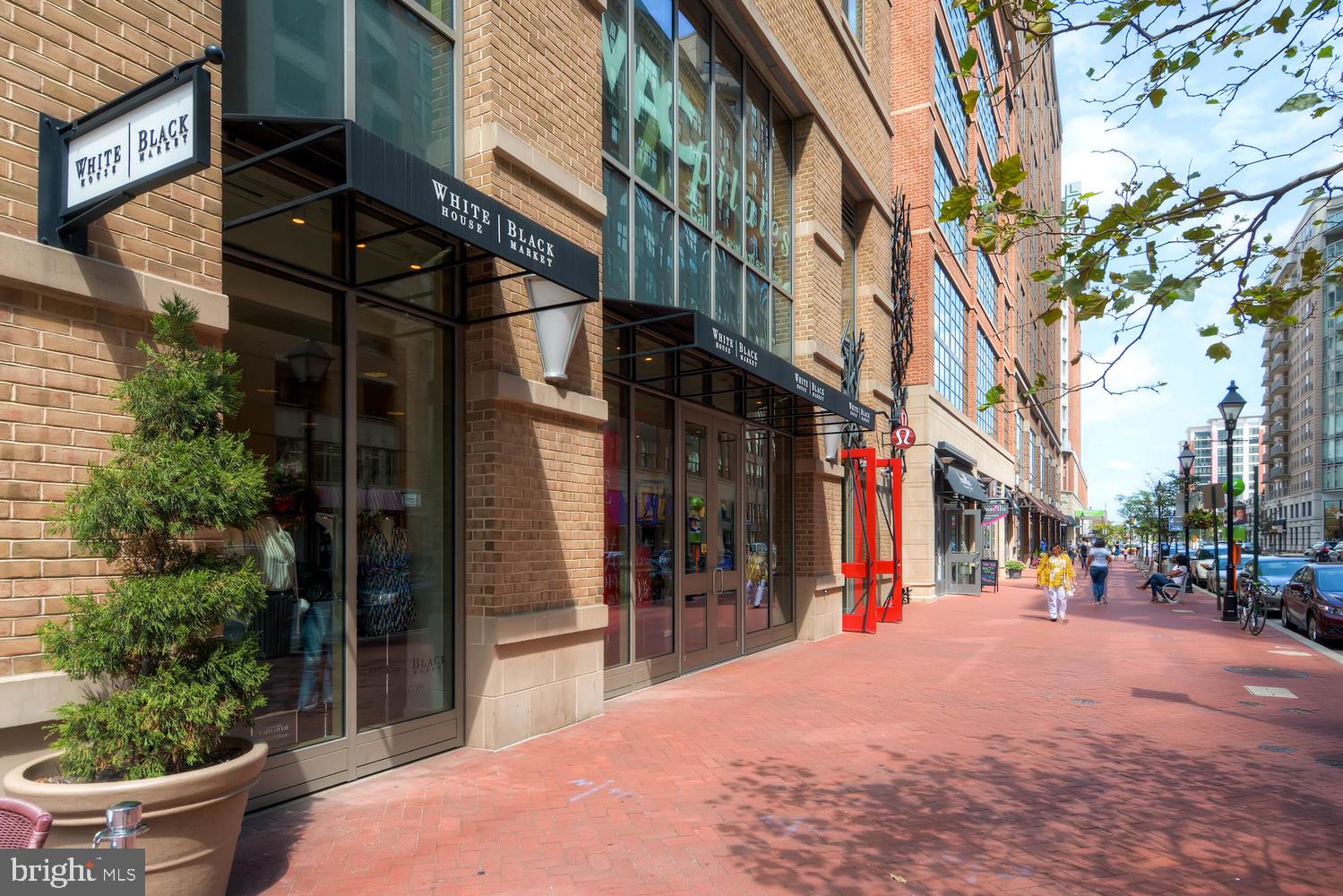 HARBOR EAST - Residential Lease