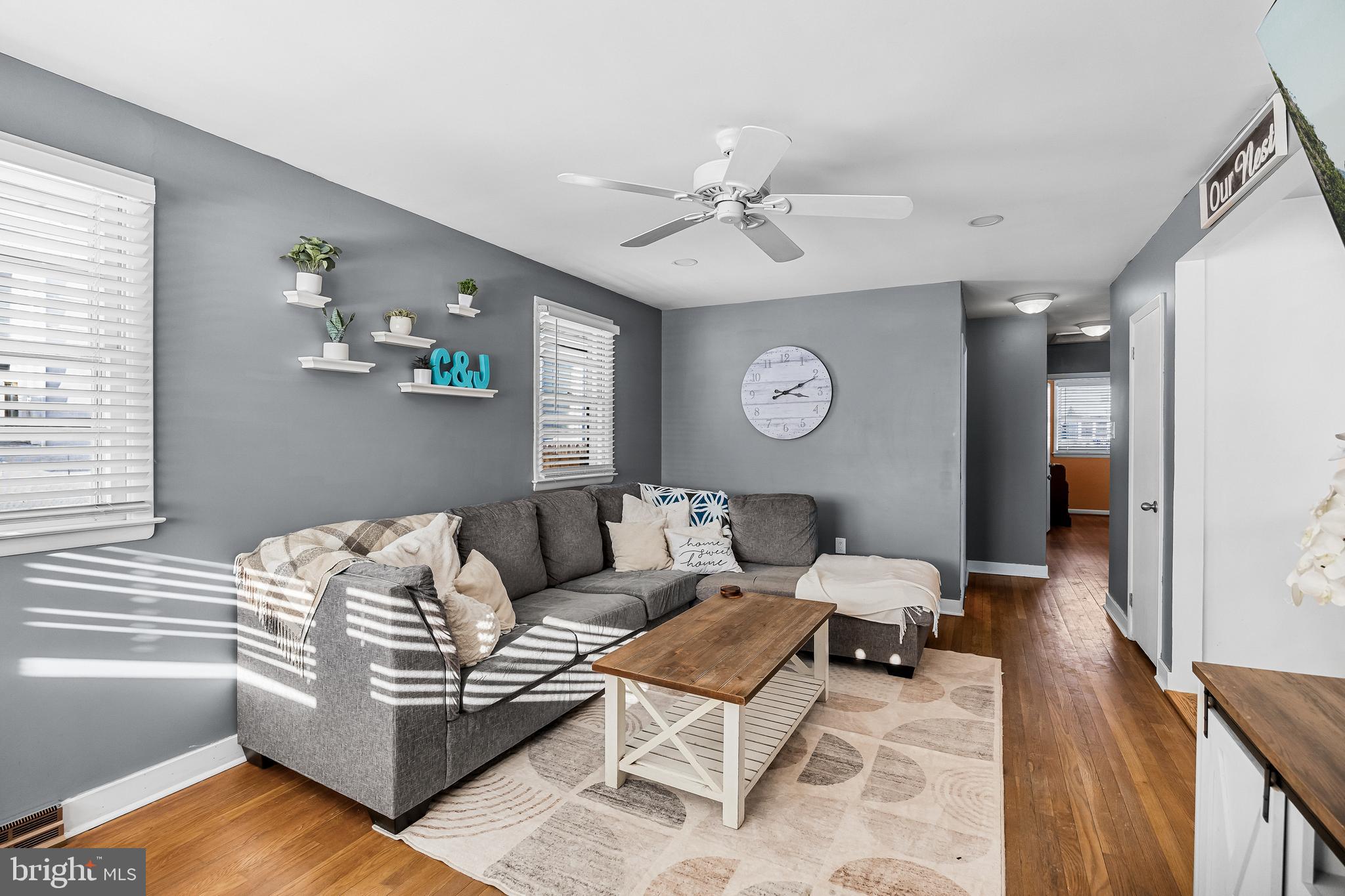 409 LIPPINCOTT AVENUE