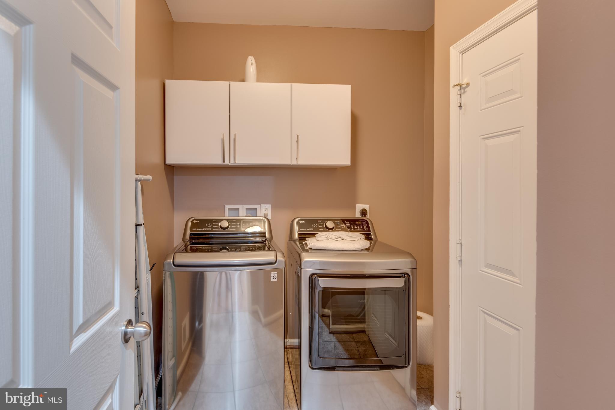 WESTBURY PUB - Residential