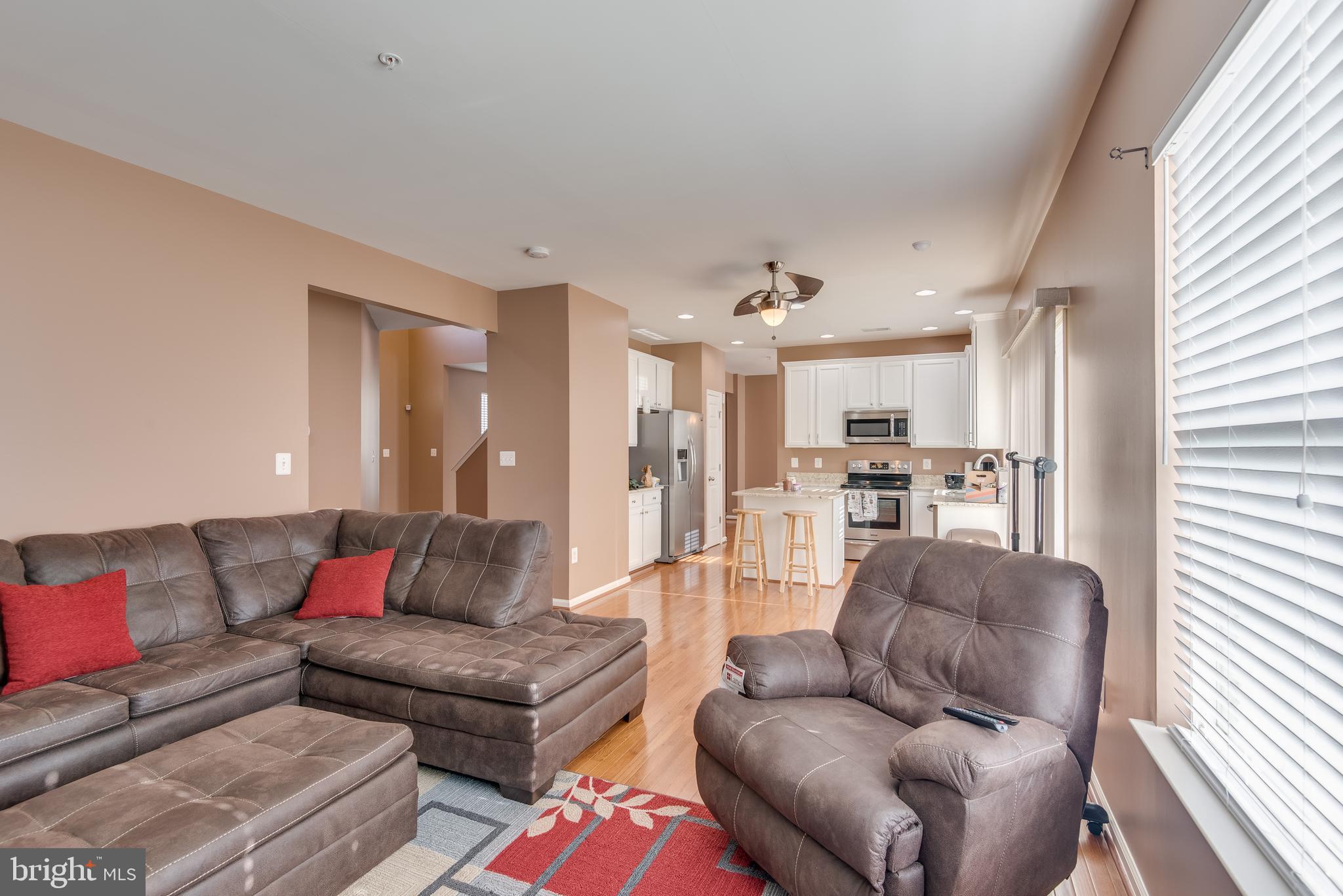 WESTBURY PUB - Residential